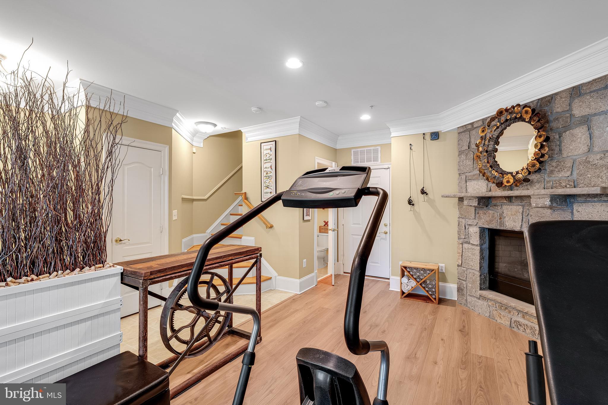 1769 POTOMAC GREENS DRIVE