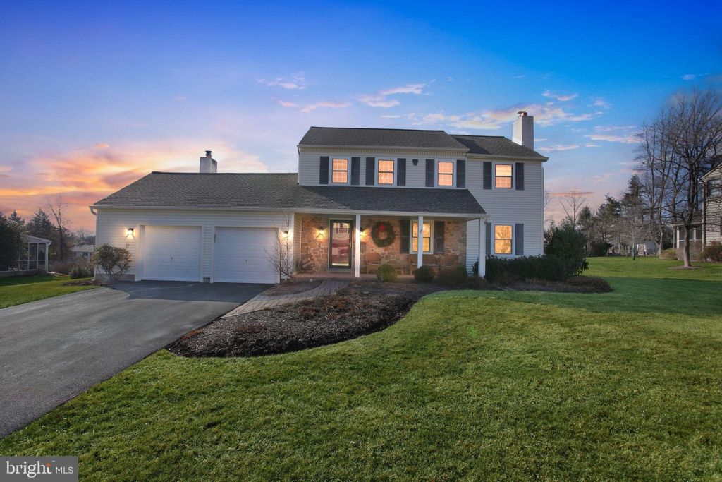 Photo of 1221 Thomas Drive, FORT WASHINGTON, PA 19034 (MLS # PAMC2155292)