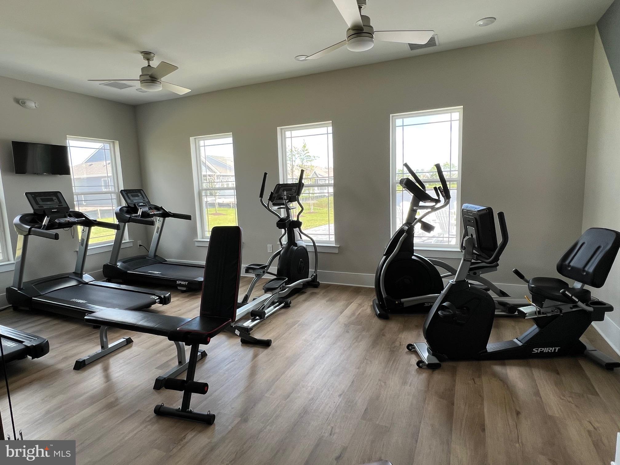 EGRET SHORES - Residential