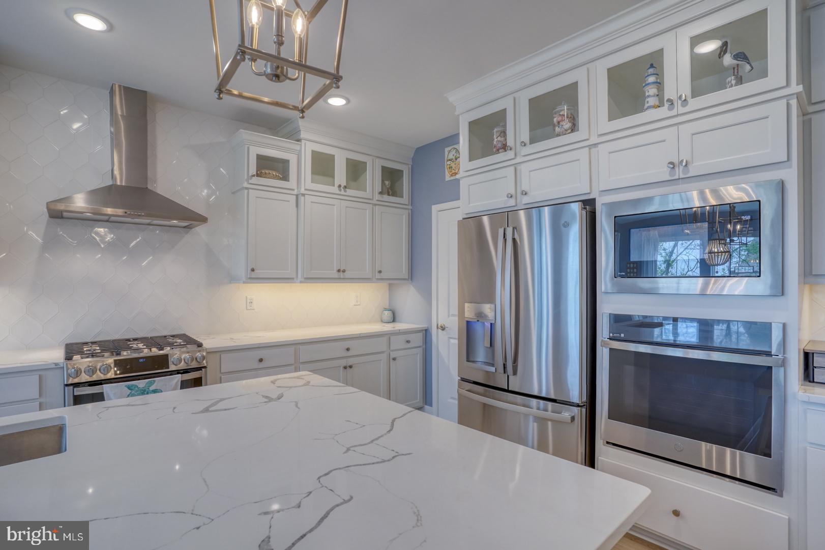 EGRET SHORES - Residential