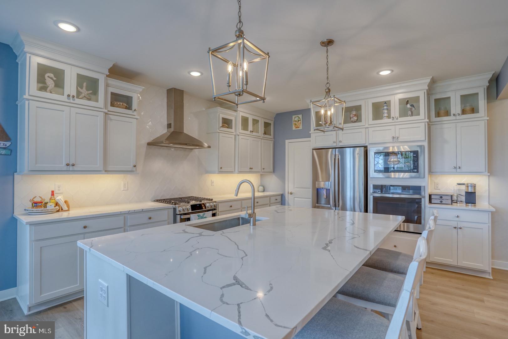 EGRET SHORES - Residential