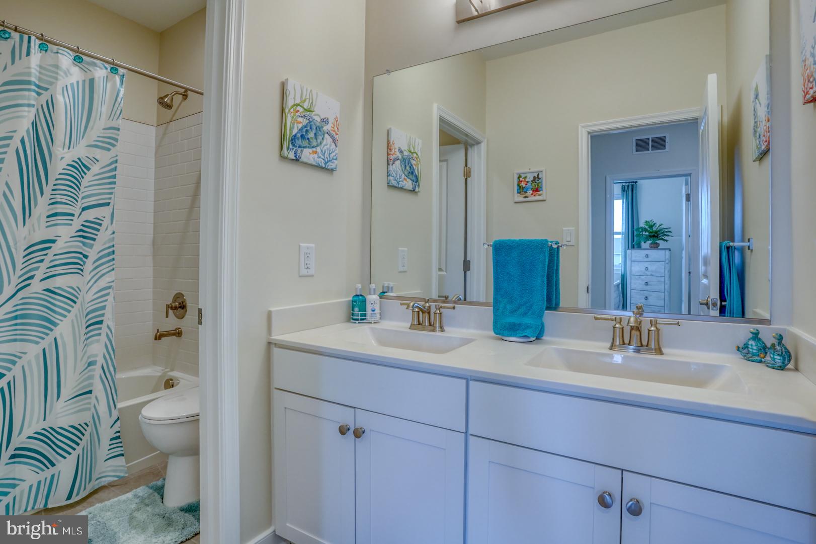 EGRET SHORES - Residential