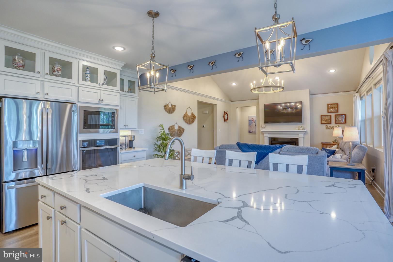 EGRET SHORES - Residential