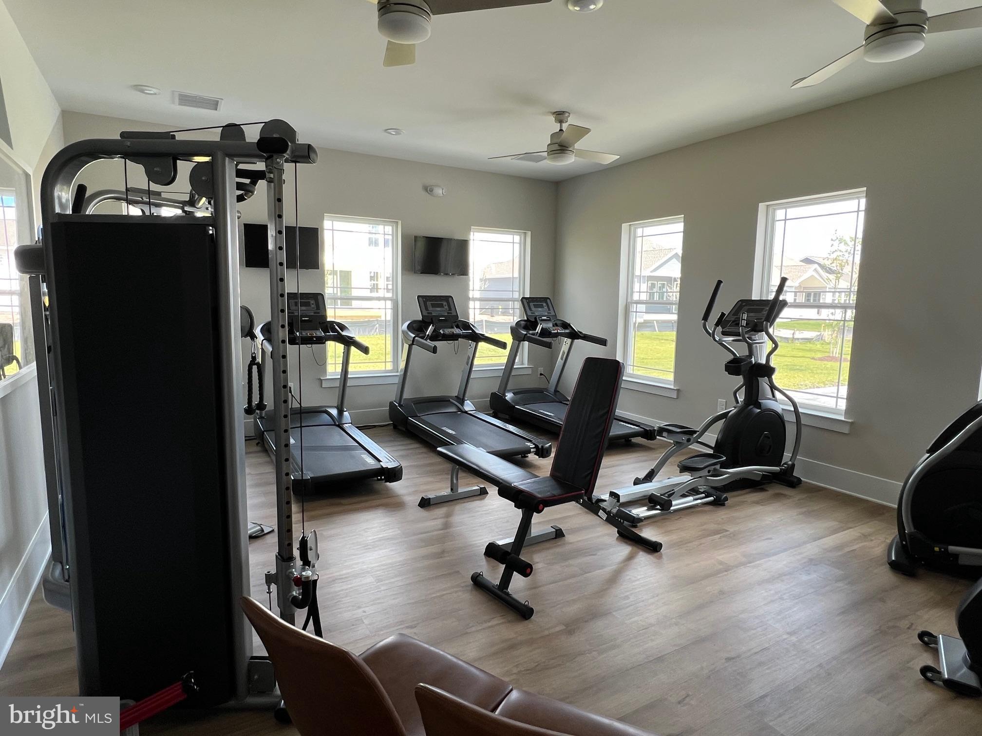 EGRET SHORES - Residential