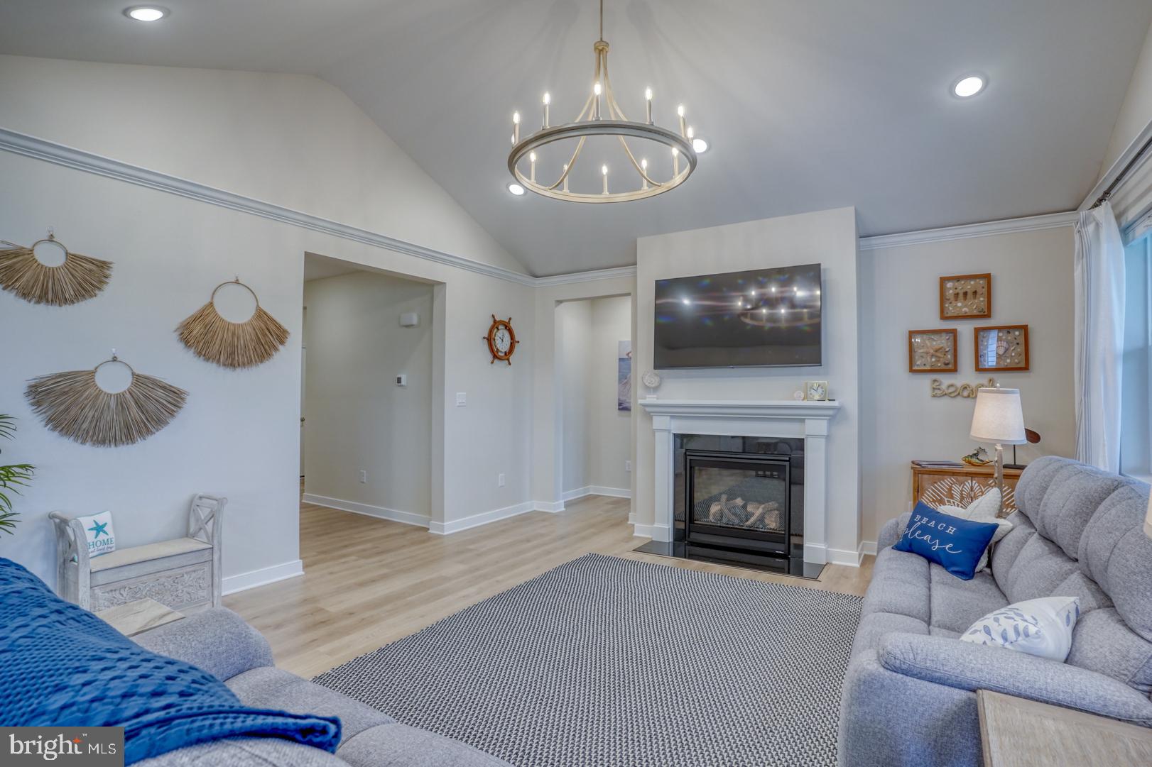 EGRET SHORES - Residential