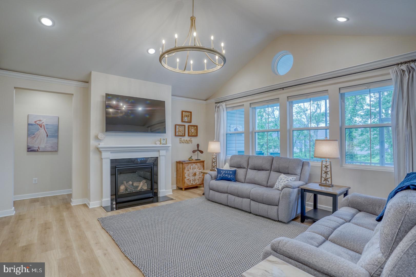 EGRET SHORES - Residential