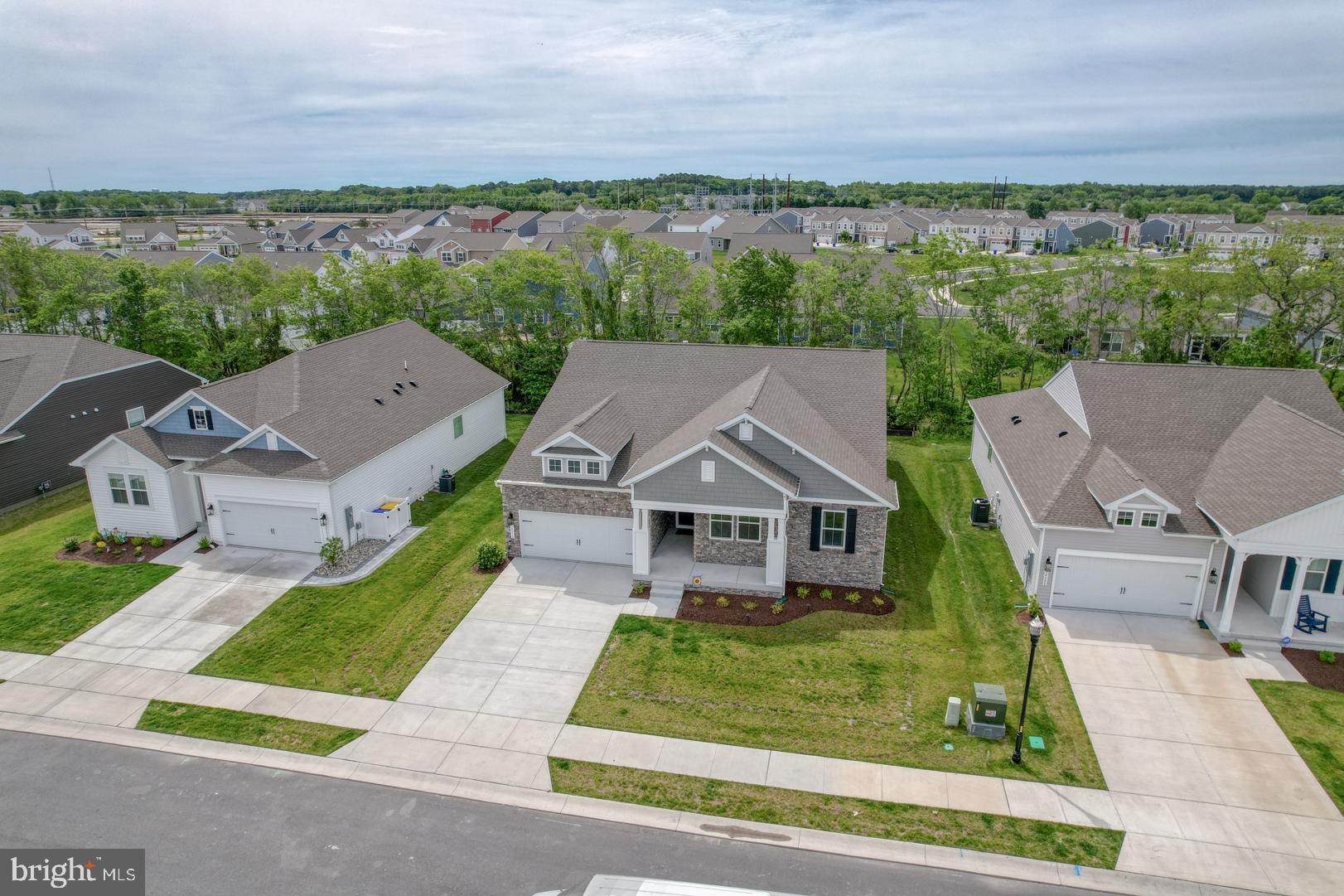 EGRET SHORES - Residential