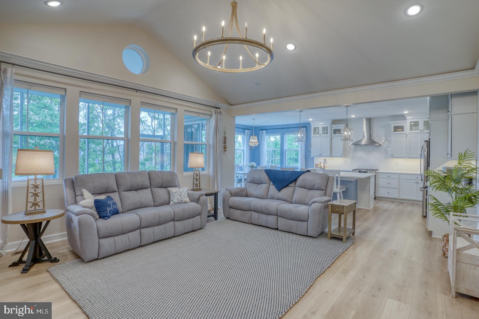 EGRET SHORES - Residential