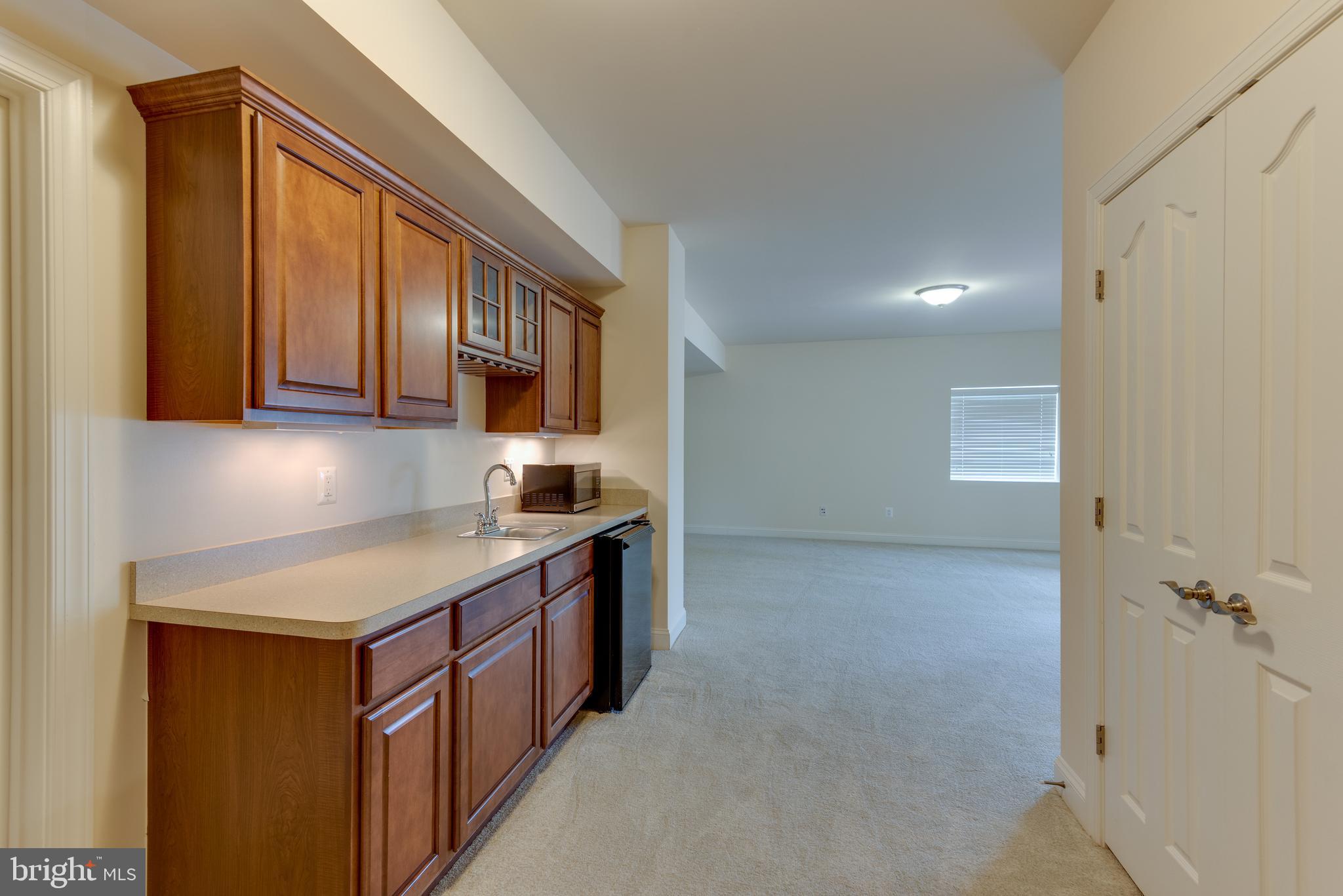 LEONARDS GRANT - Residential