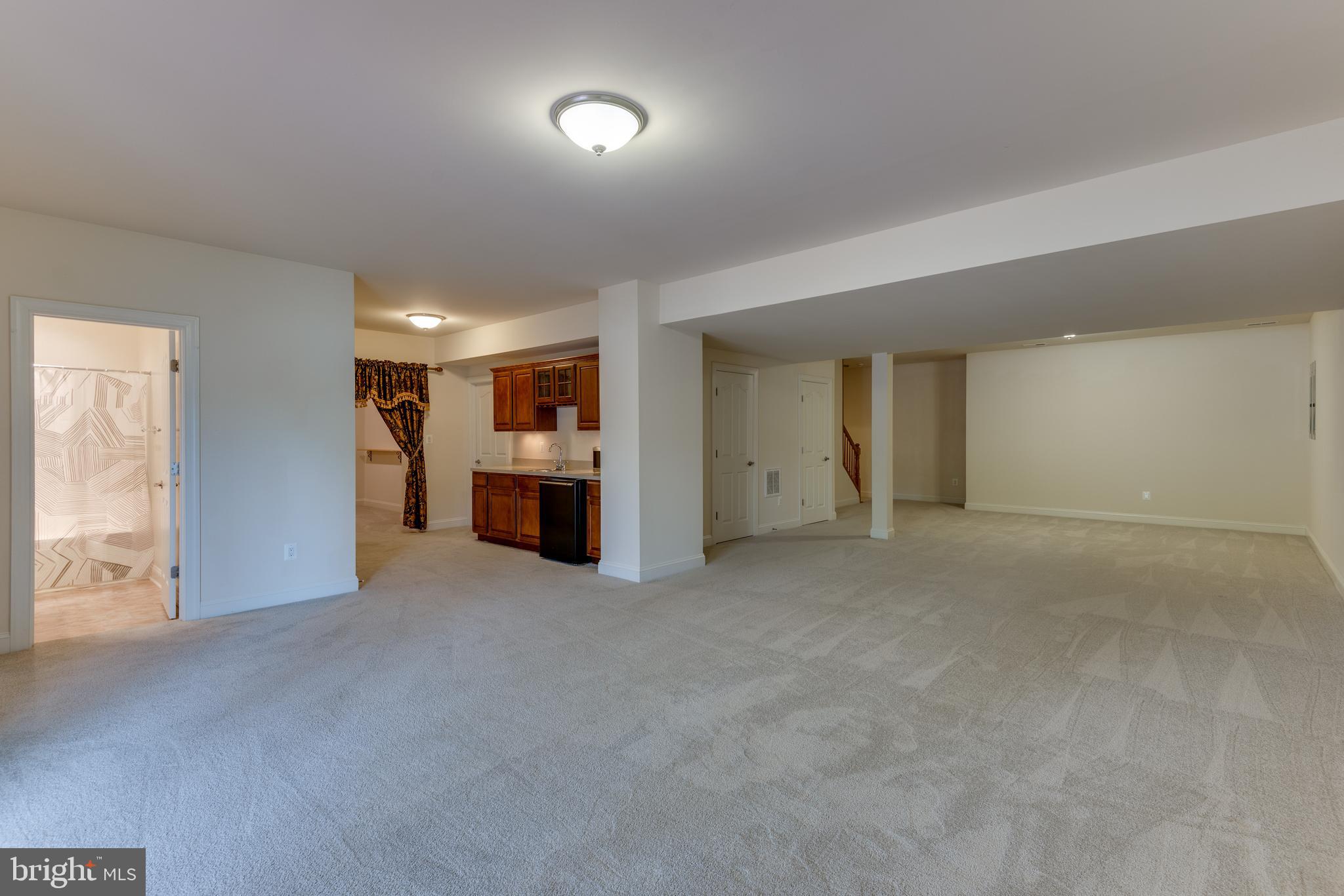 LEONARDS GRANT - Residential