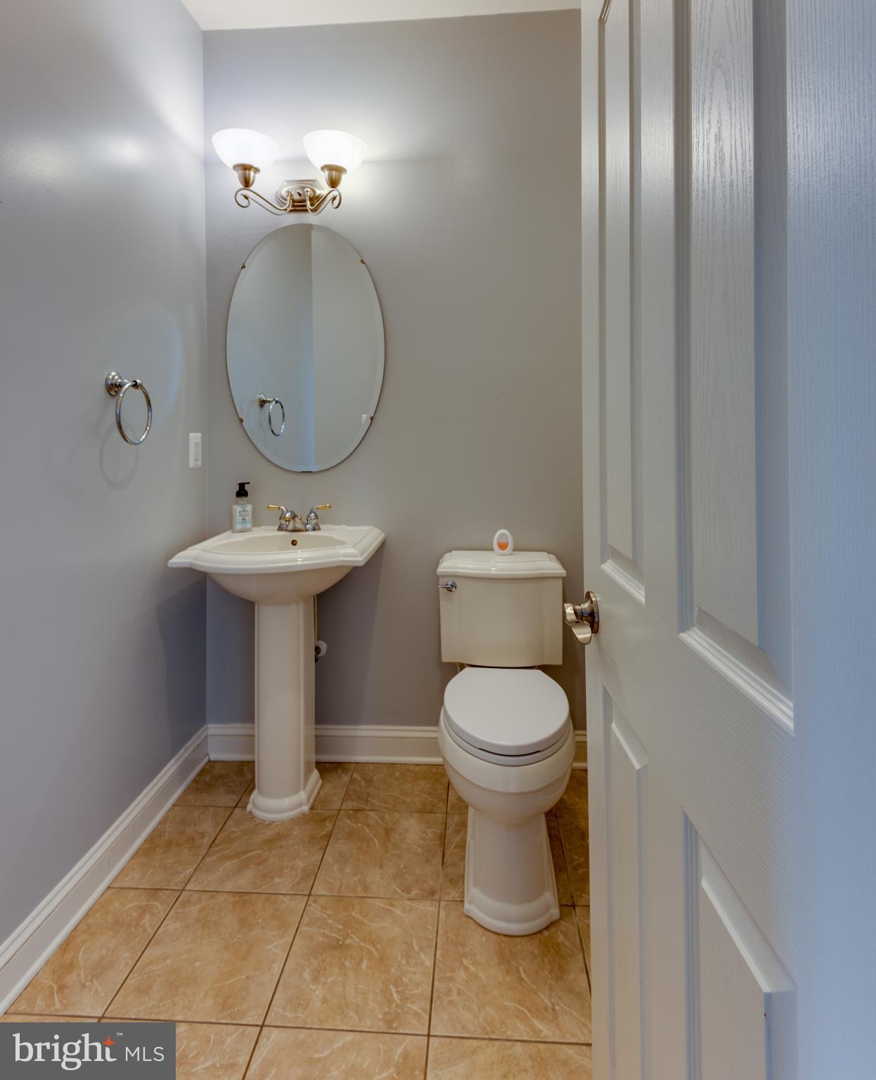 LEONARDS GRANT - Residential