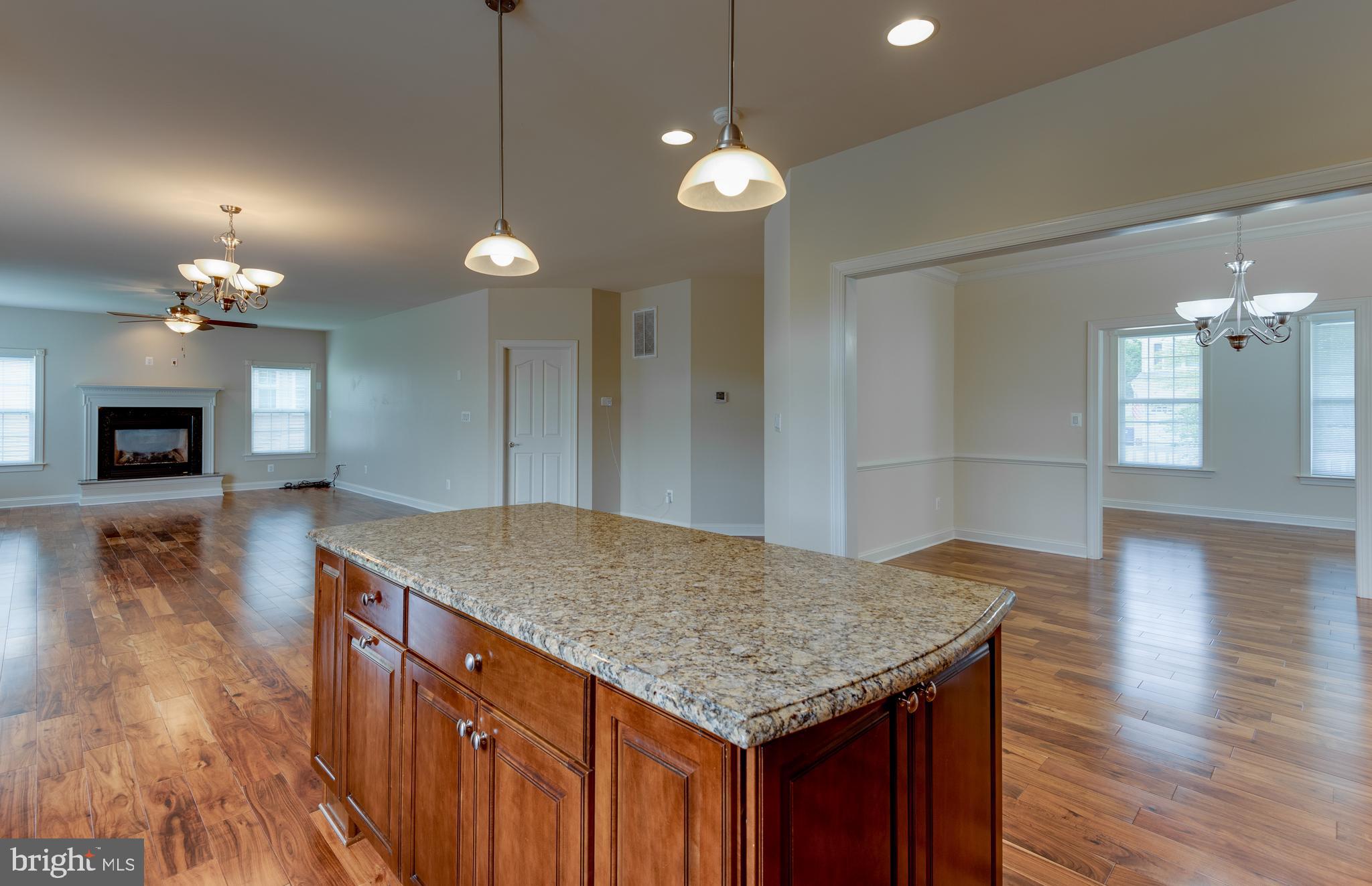 LEONARDS GRANT - Residential