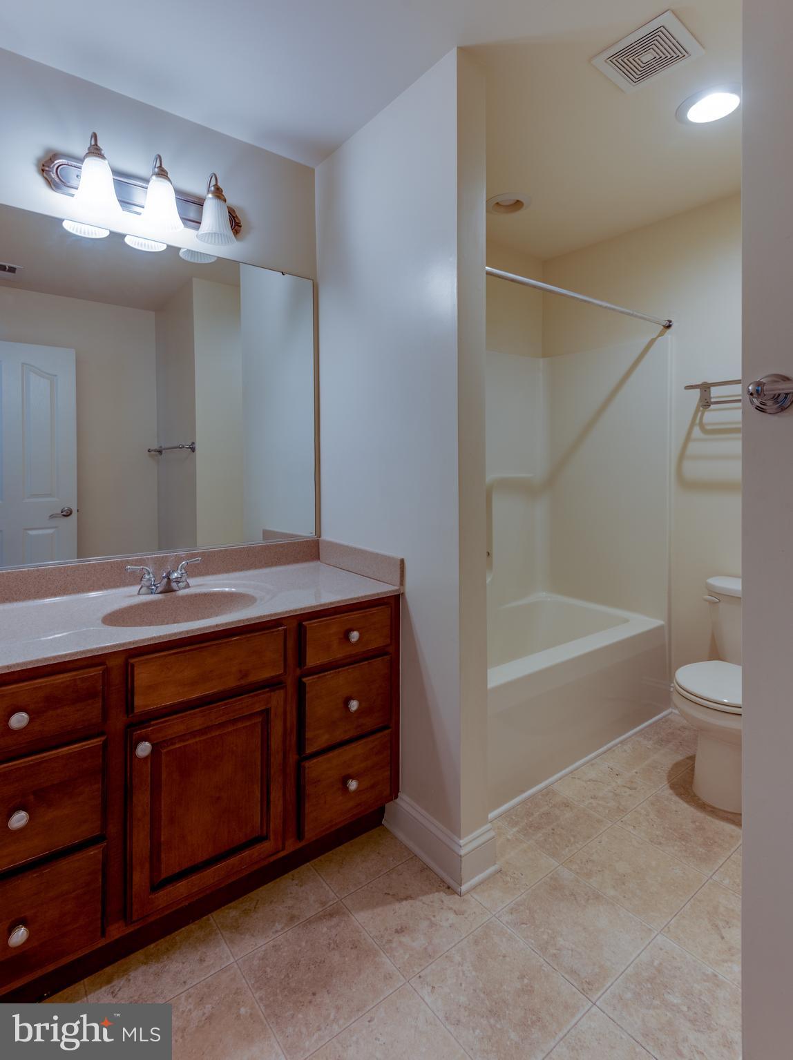 LEONARDS GRANT - Residential