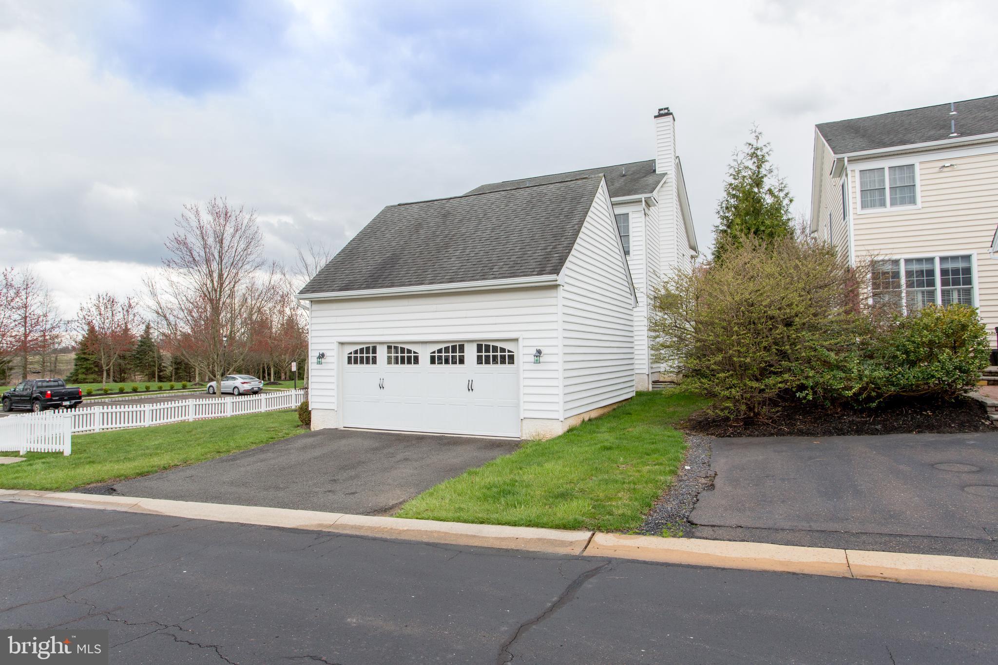 NEW BRITAIN WALK - Residential Lease