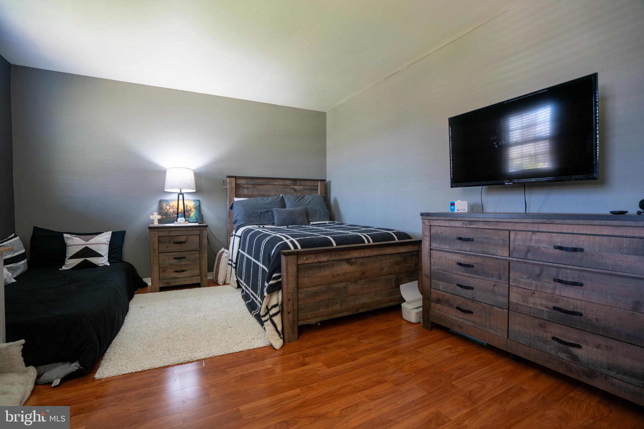 GREEN MEADOWS - Residential