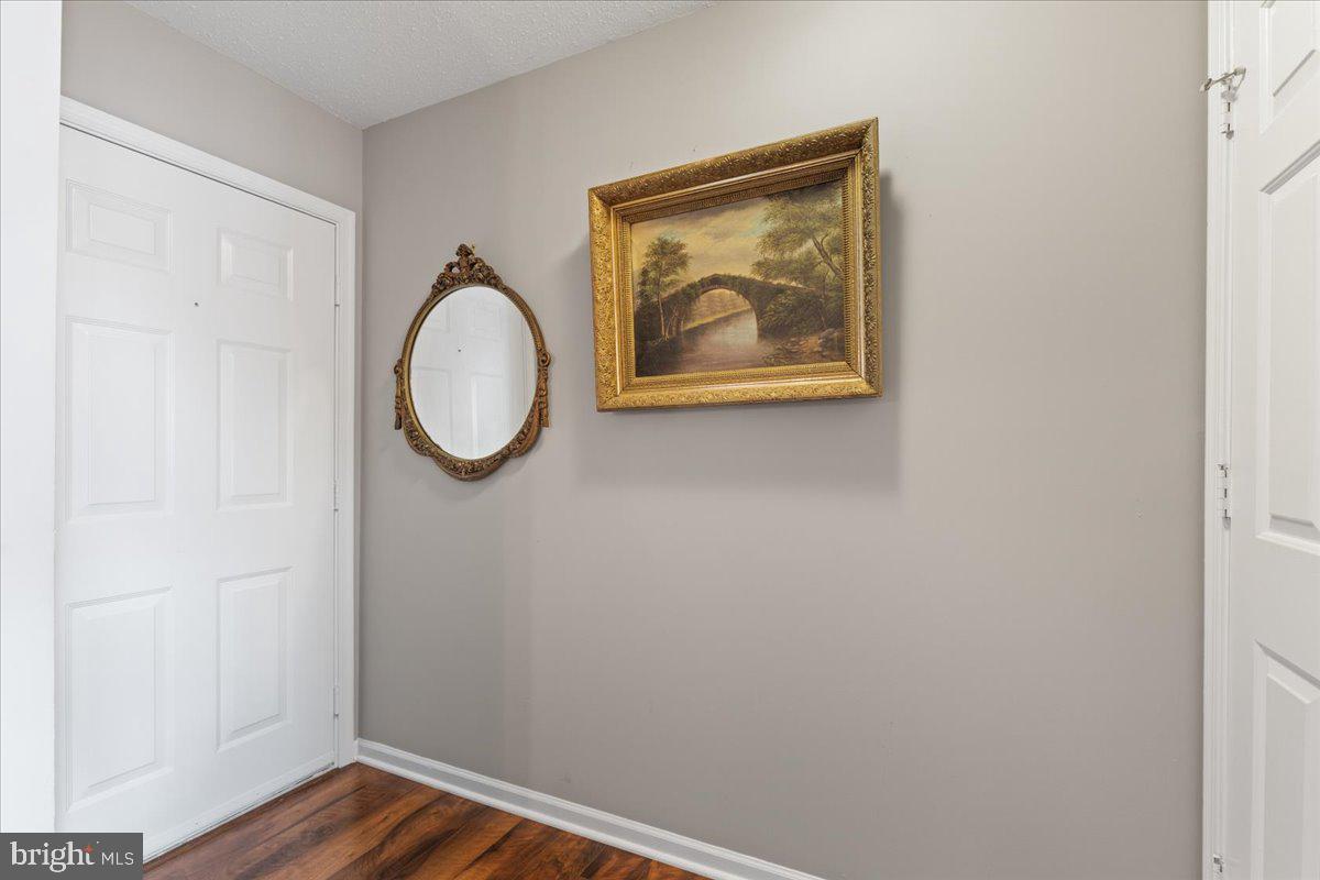 FOX CHAPEL AT TUDOR KNOLLS - Residential