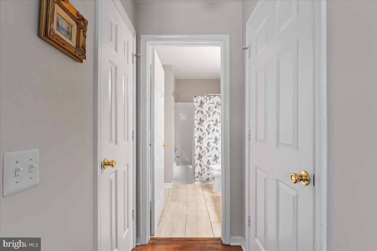 FOX CHAPEL AT TUDOR KNOLLS - Residential