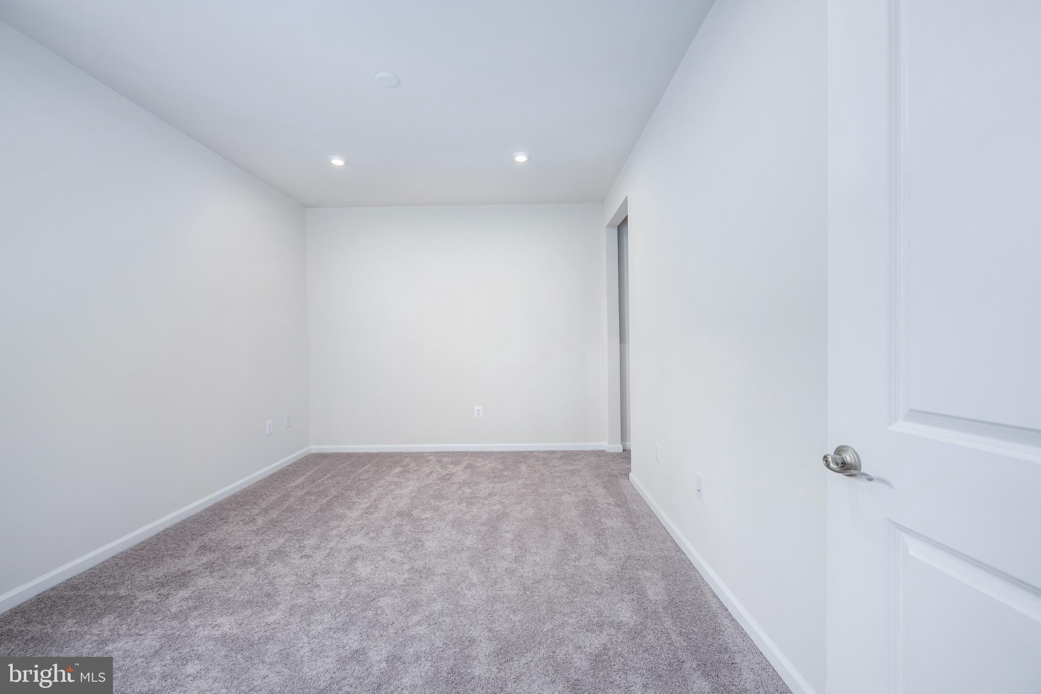 EMBREY MILL - Residential