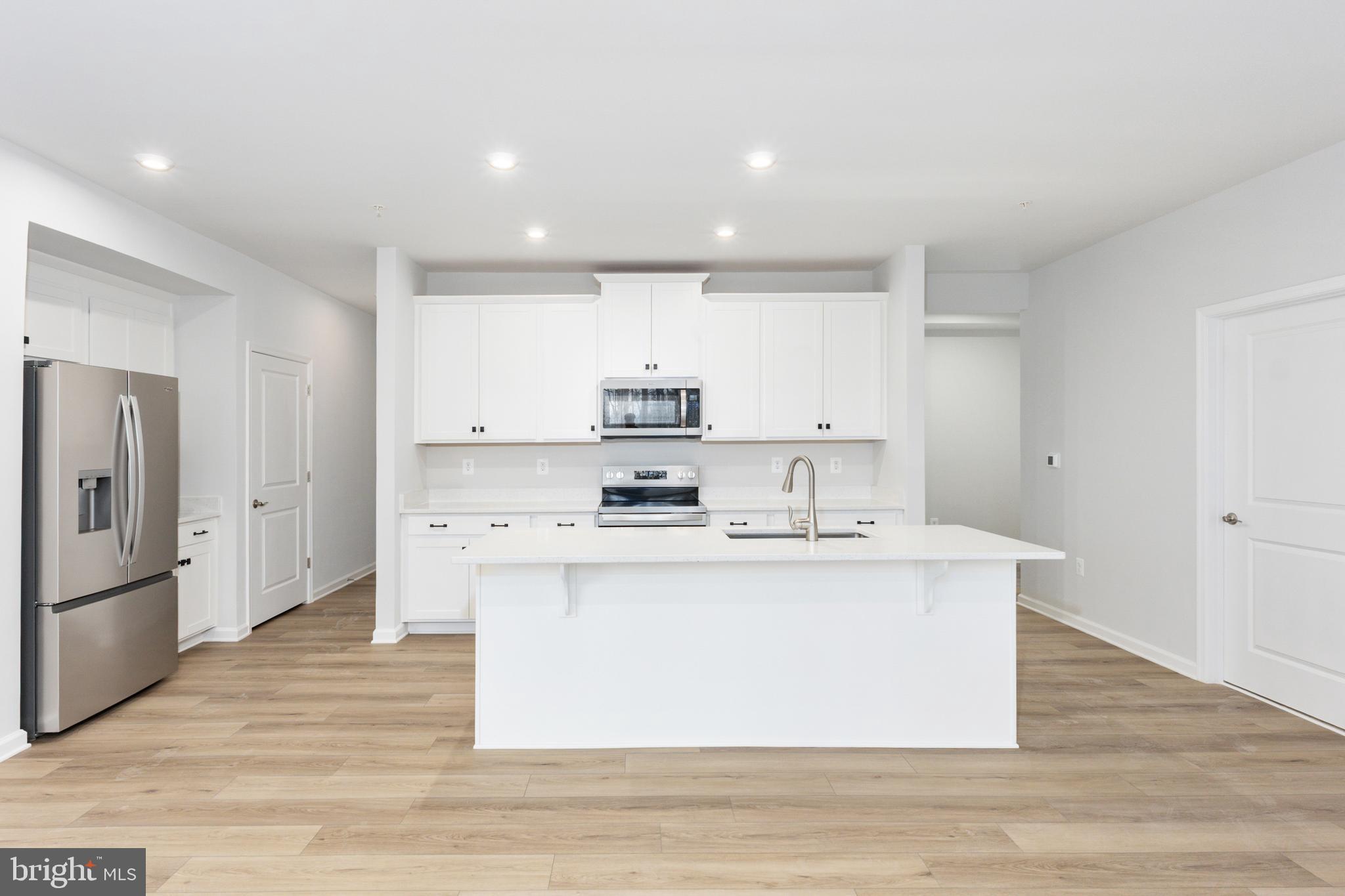 EMBREY MILL - Residential