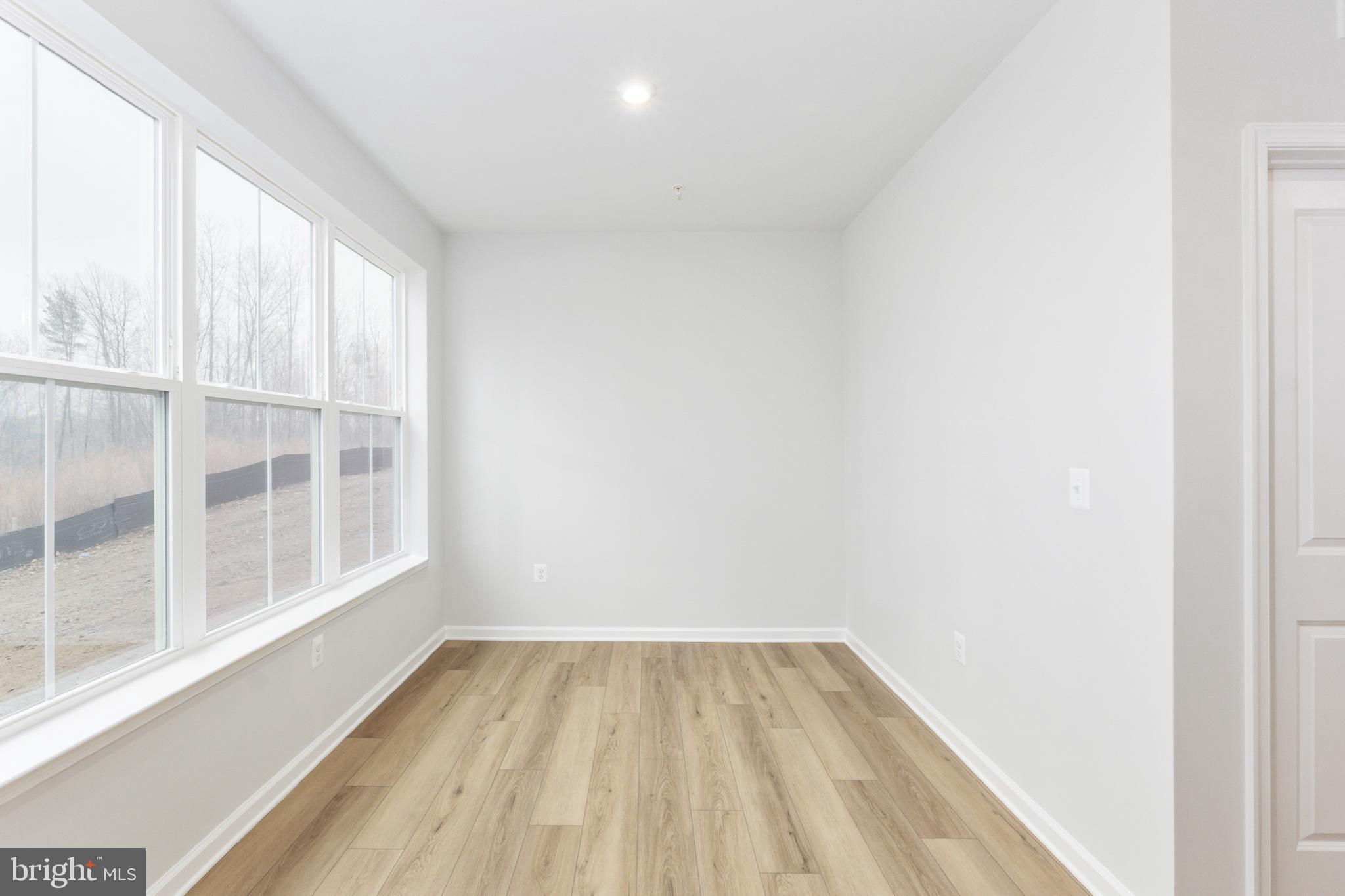 EMBREY MILL - Residential