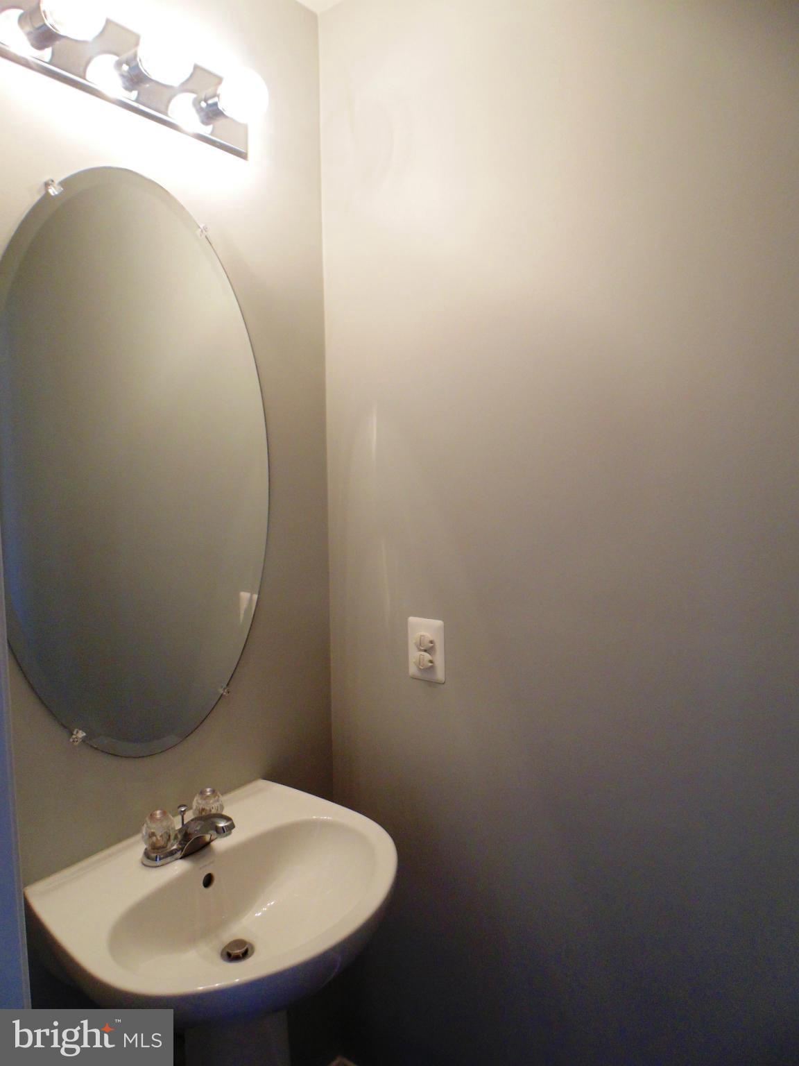 THE GALLERY - Residential Lease