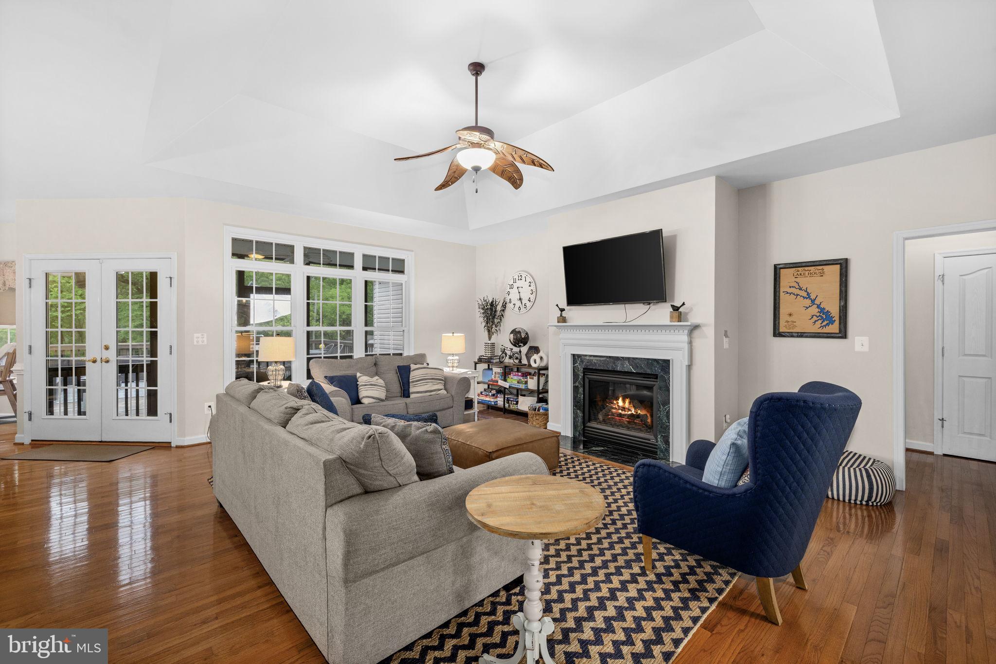 17289 MISS MOLLYS LANE