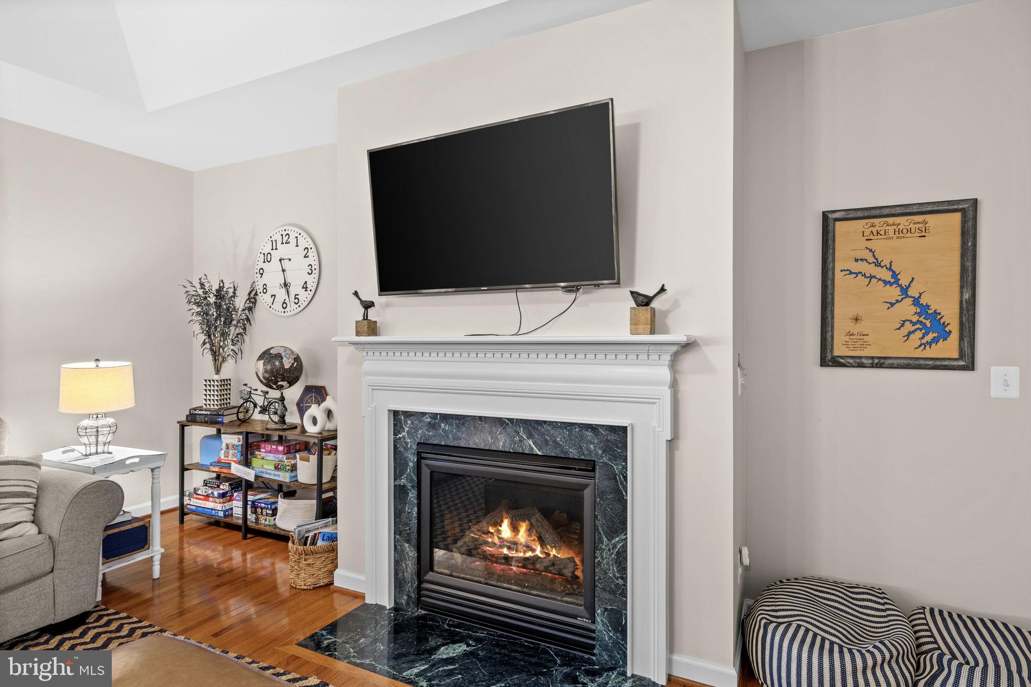 17289 MISS MOLLYS LANE