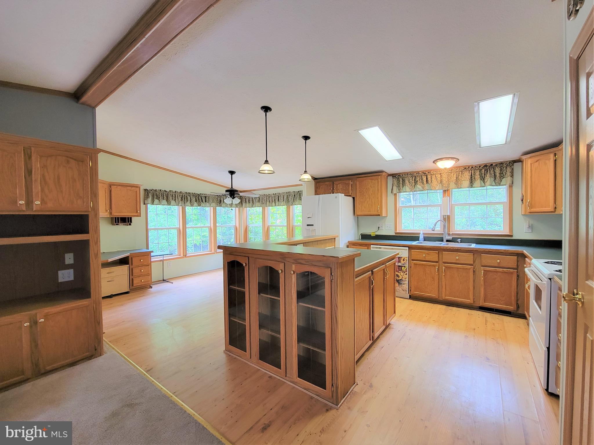 THE HIGHLANDS MEADOW MOUNTAIN - Residential