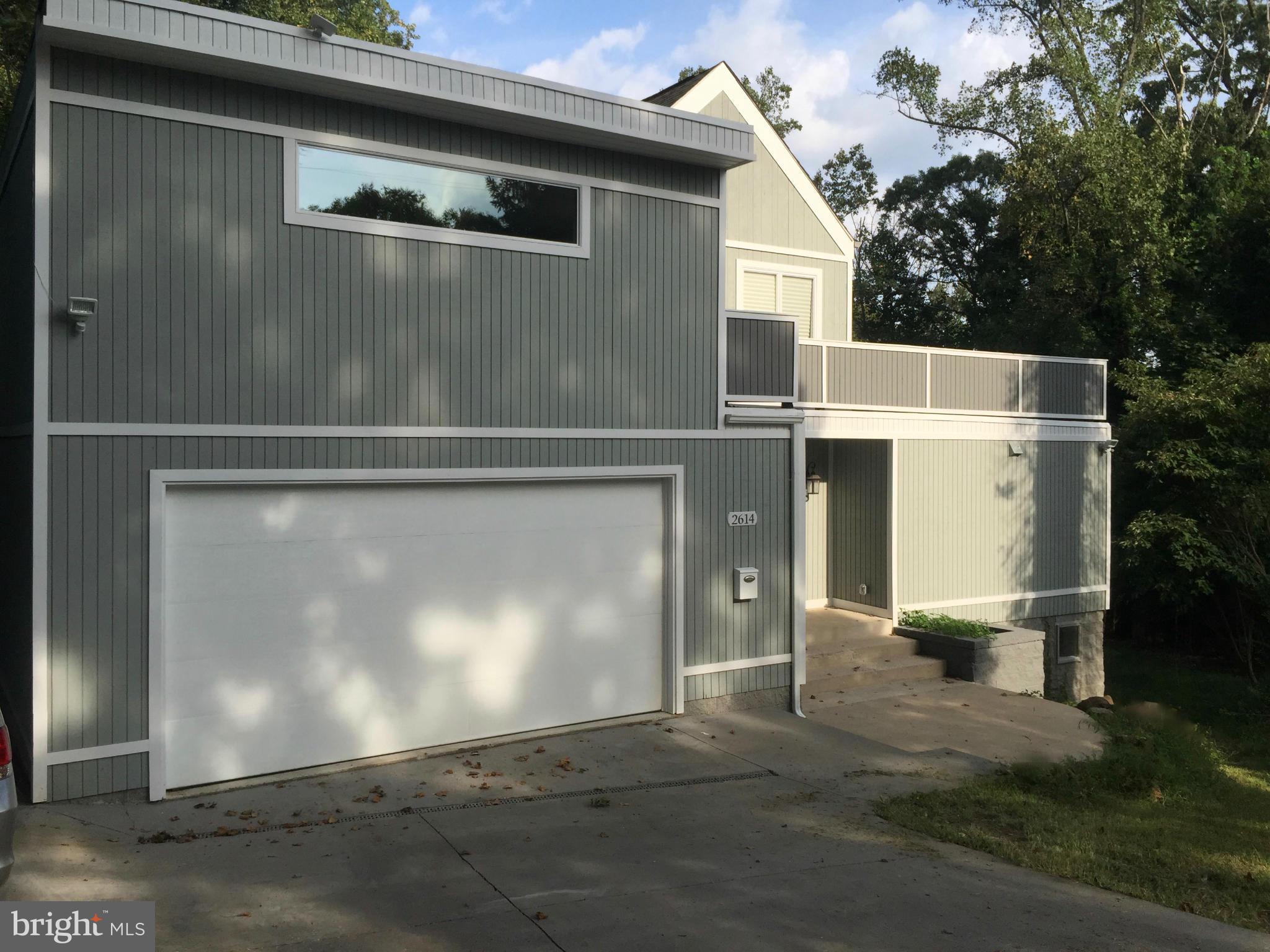 LARCHMONT - Residential