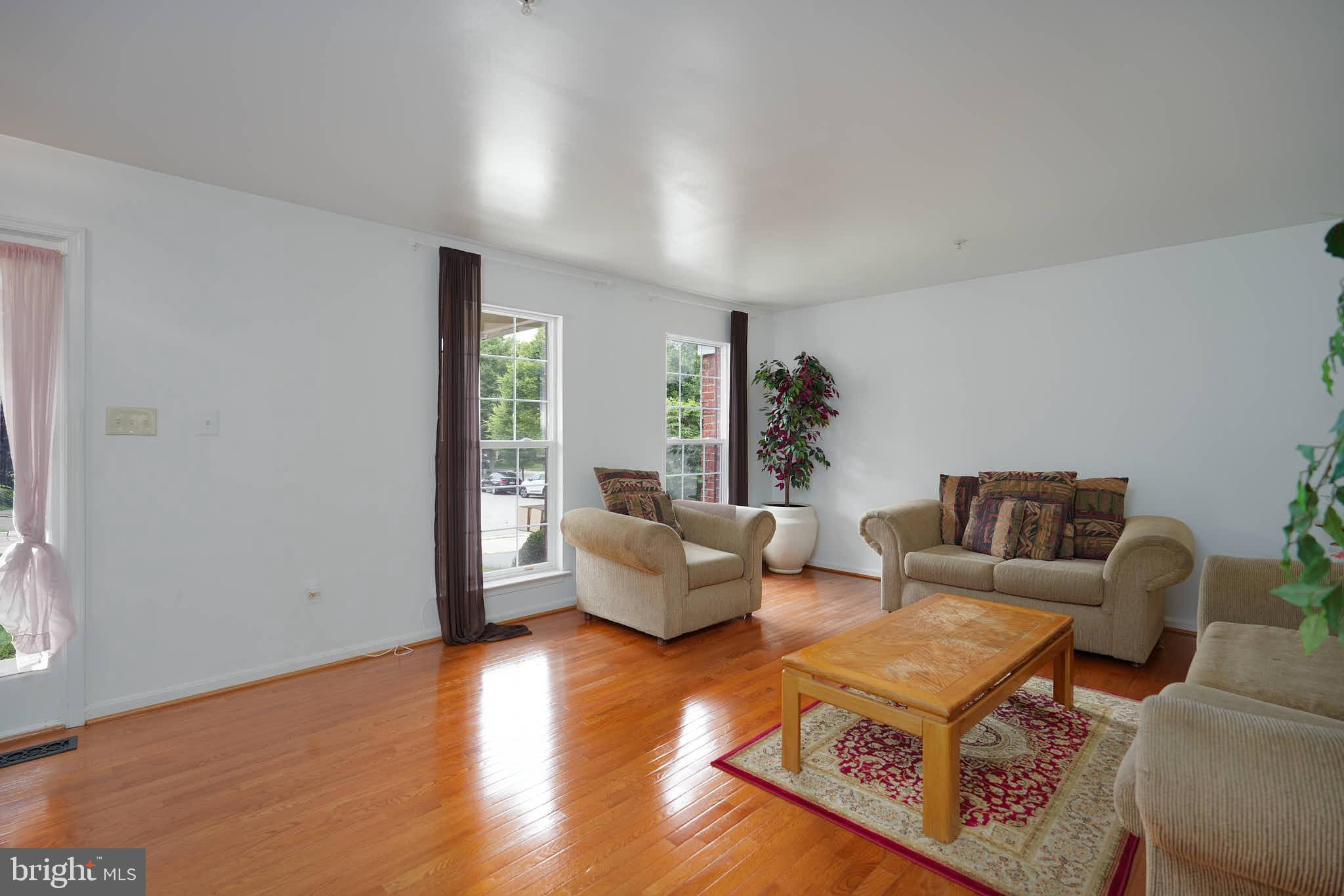 4308 THAMES COURT