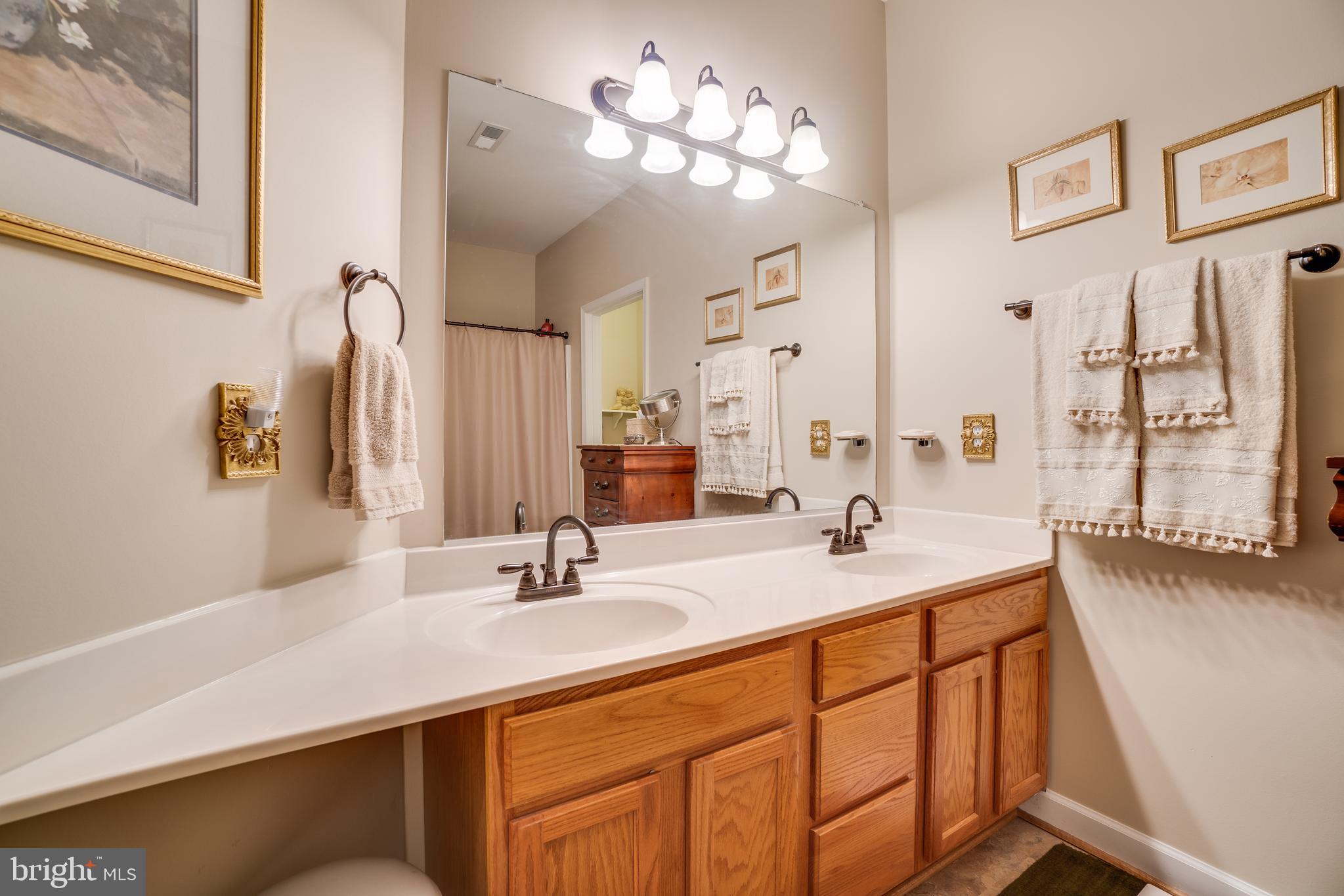 SOMERSET - Residential