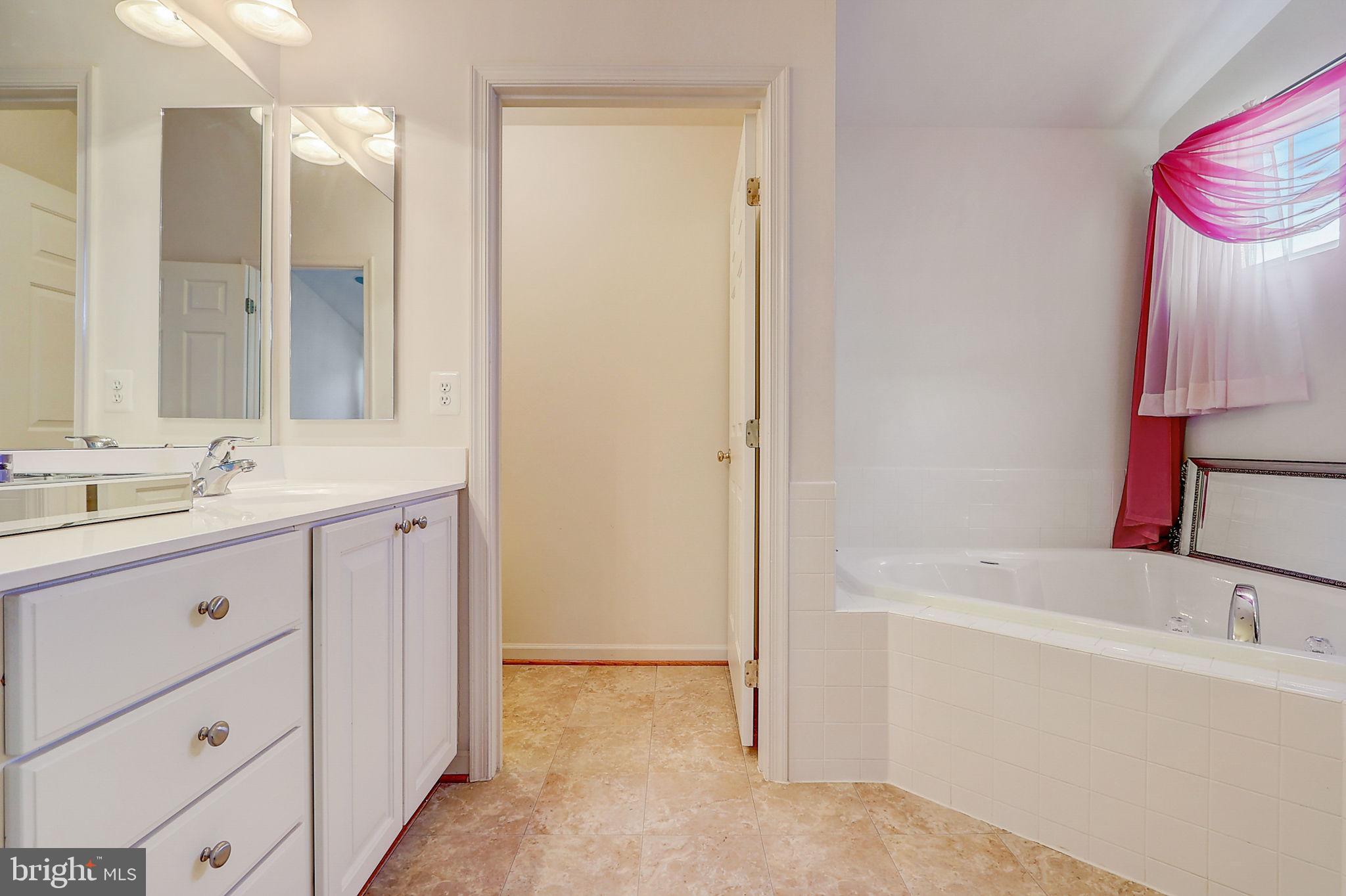 BROOKSIDE - Residential