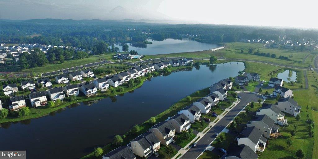 BROOKSIDE - Residential