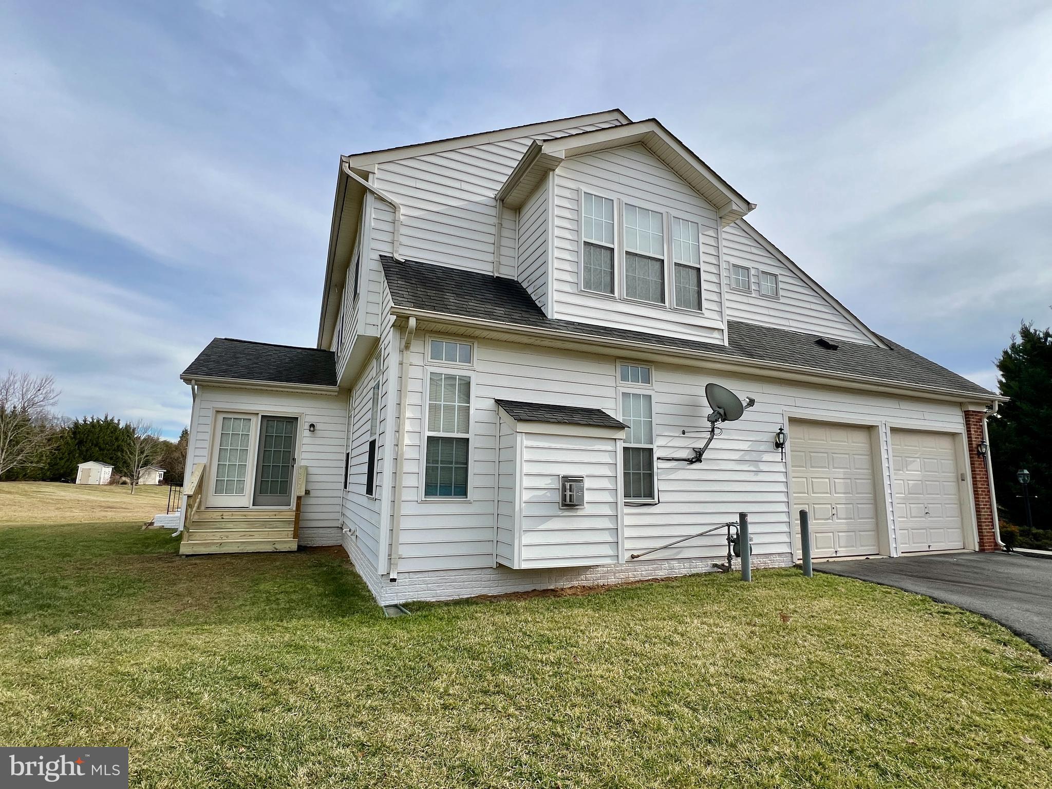 BROOKSIDE - Residential