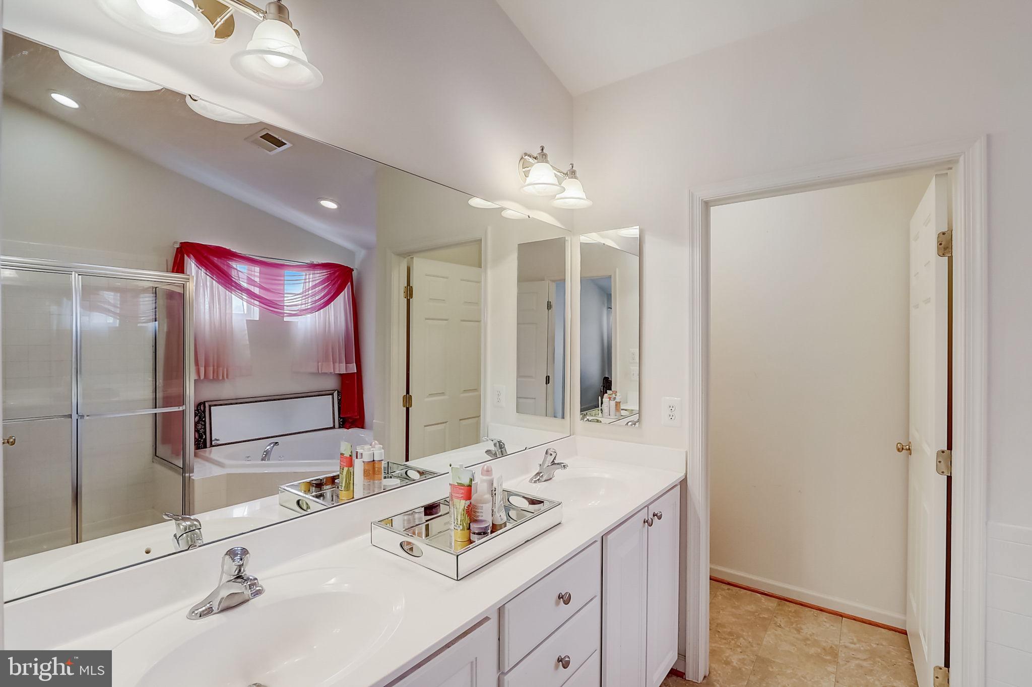 BROOKSIDE - Residential