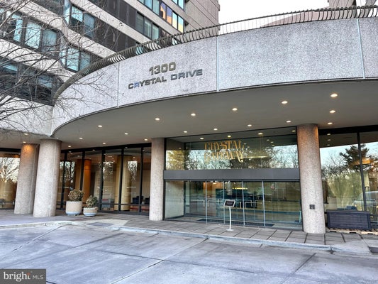 1300 CRYSTAL DR APT 901S, ARLINGTON, VA 22202 - Image ad5d0fd76fd056cc65db36a54ea52b72/1170301652