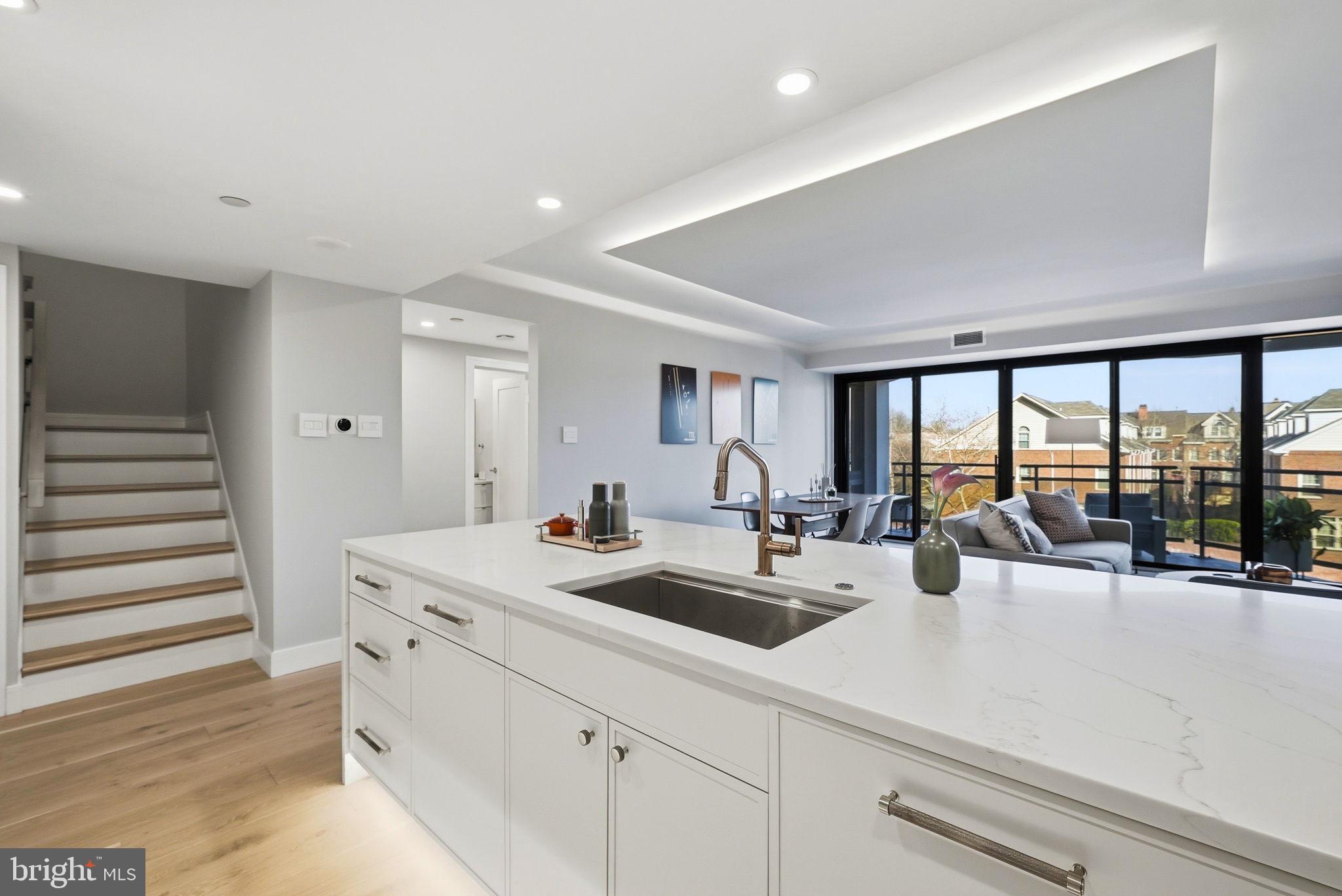 1530 KEY BOULEVARD 324