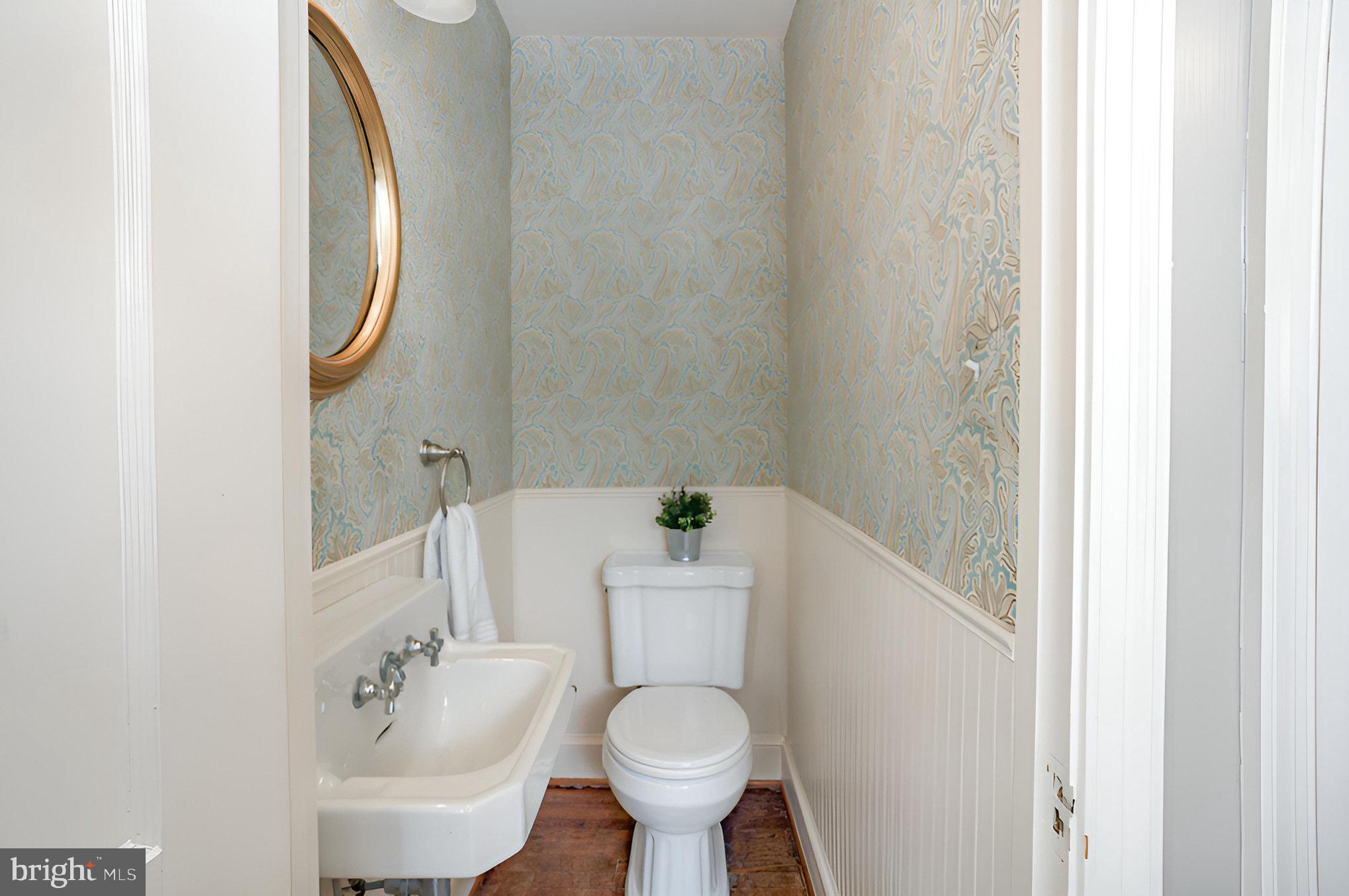 LUTHERVILLE - Residential