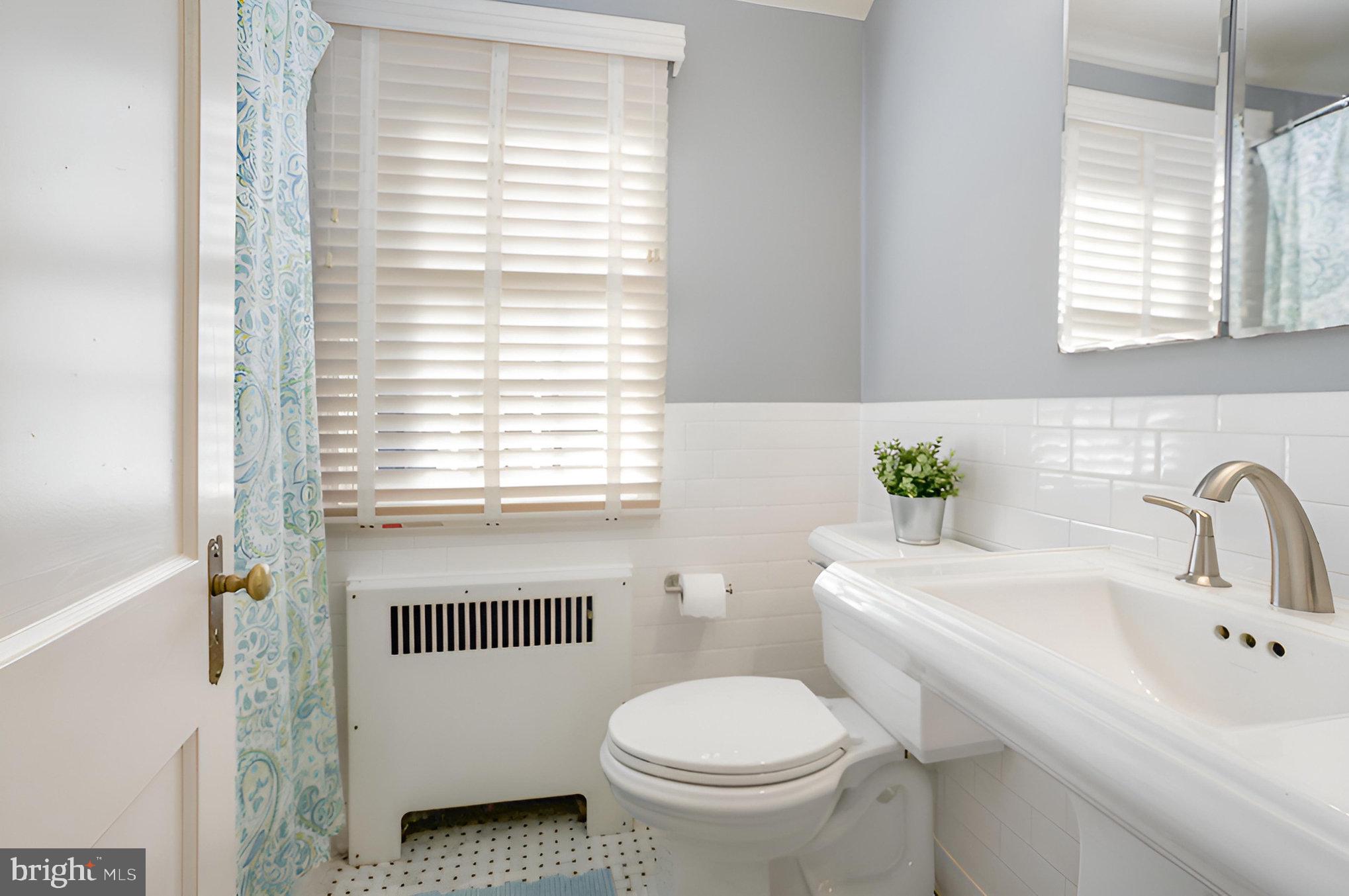 LUTHERVILLE - Residential