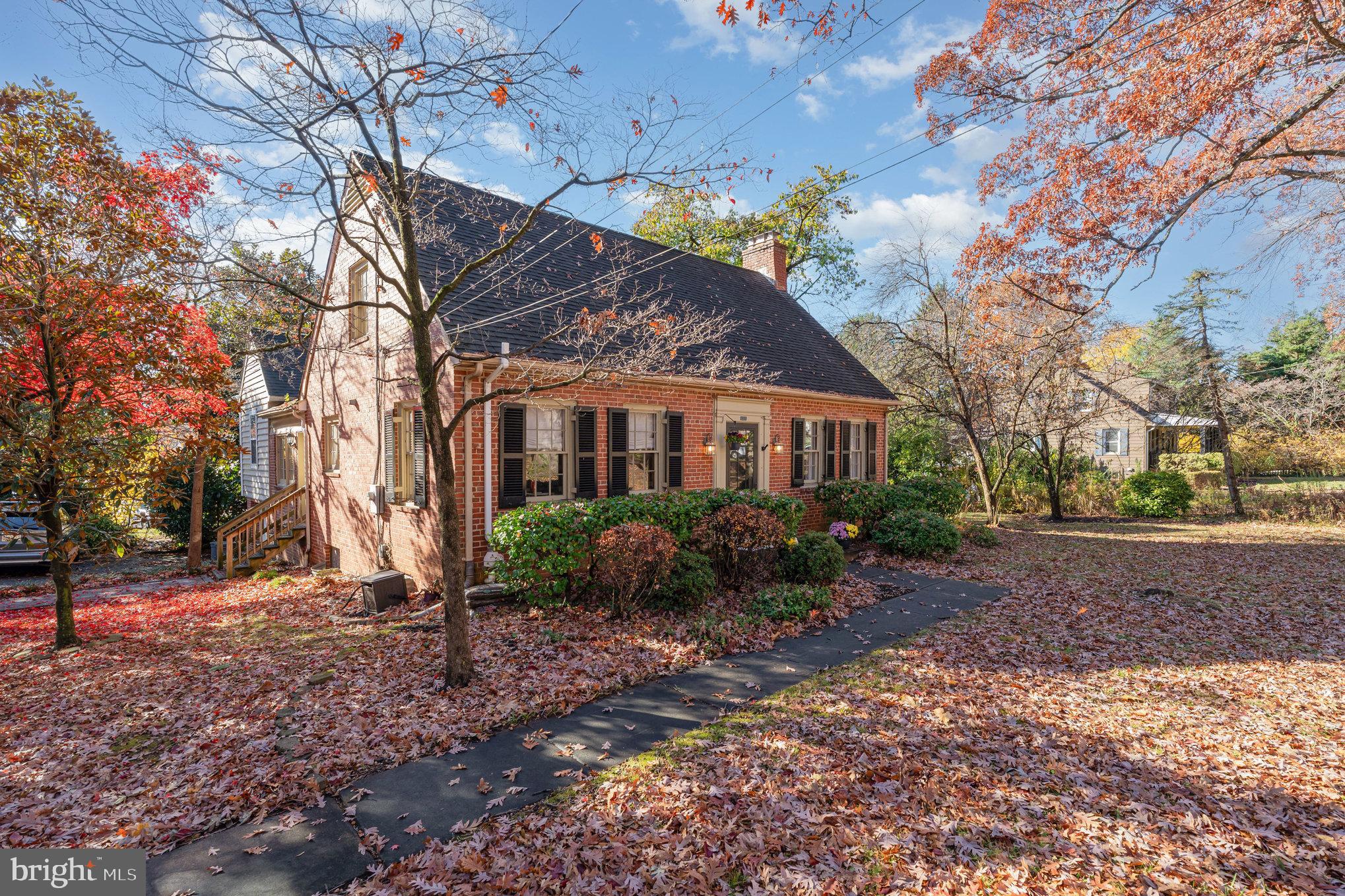 LUTHERVILLE - Residential