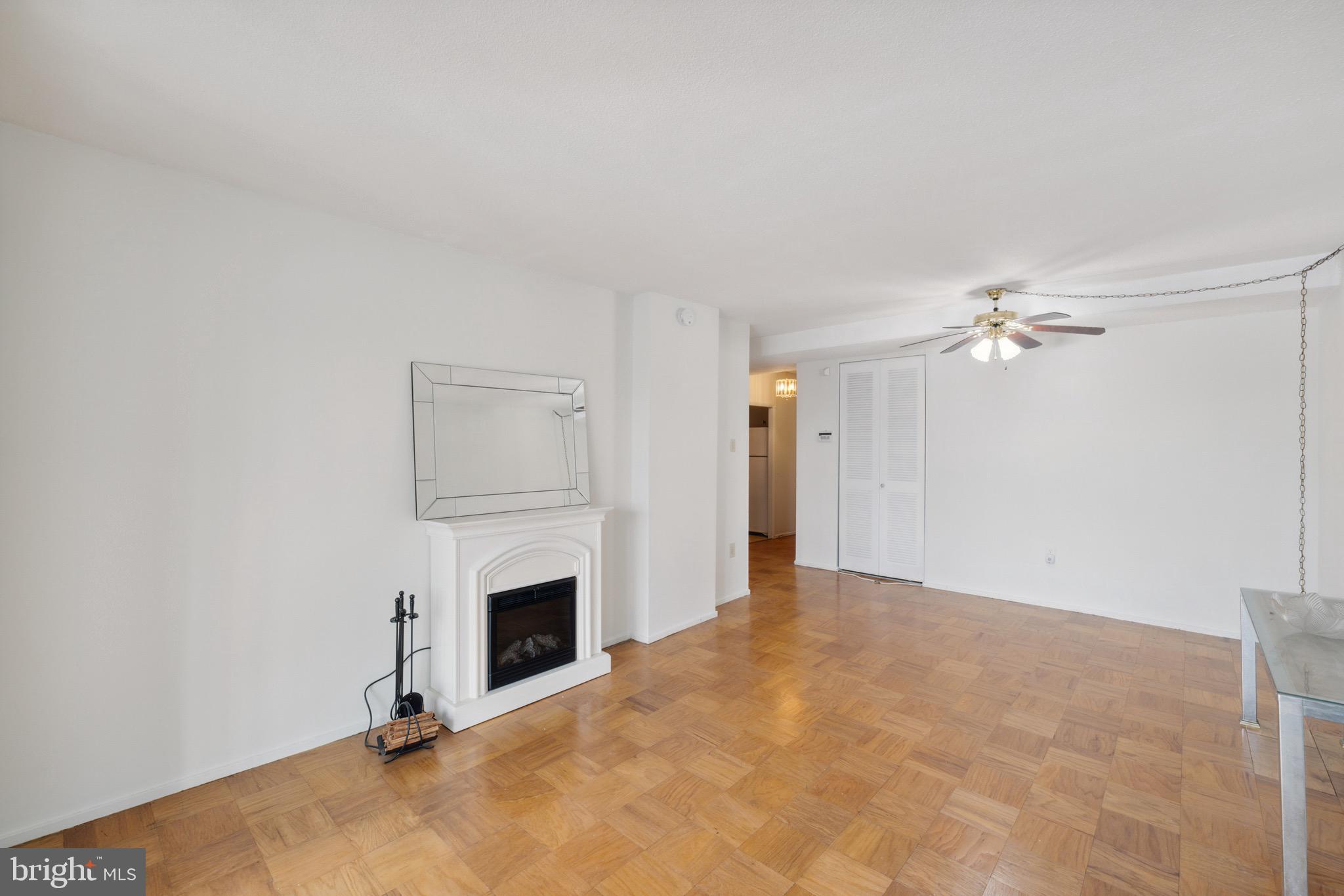 1301 DELAWARE AVENUE SW N403