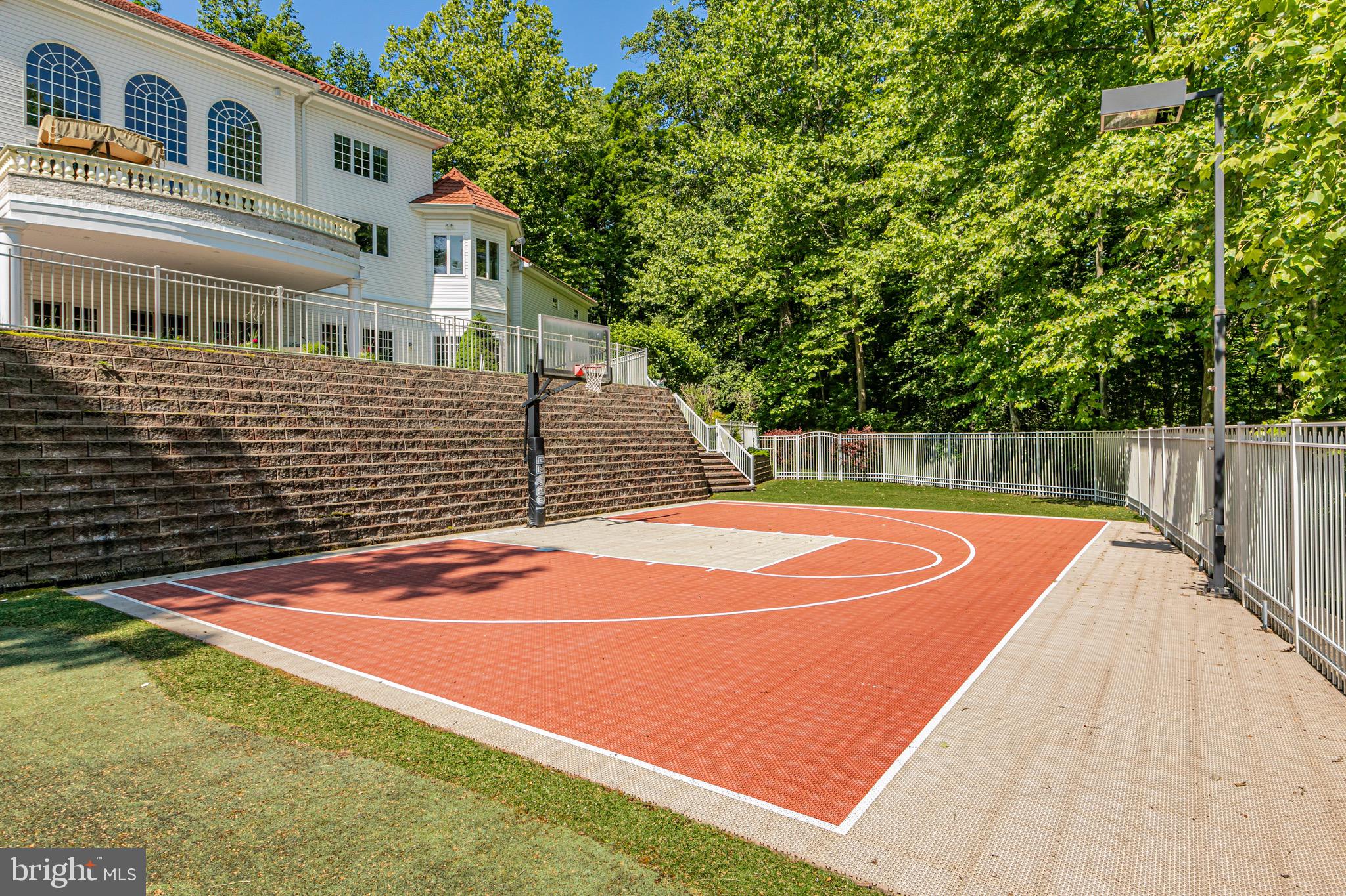 429 WENDOVER DRIVE