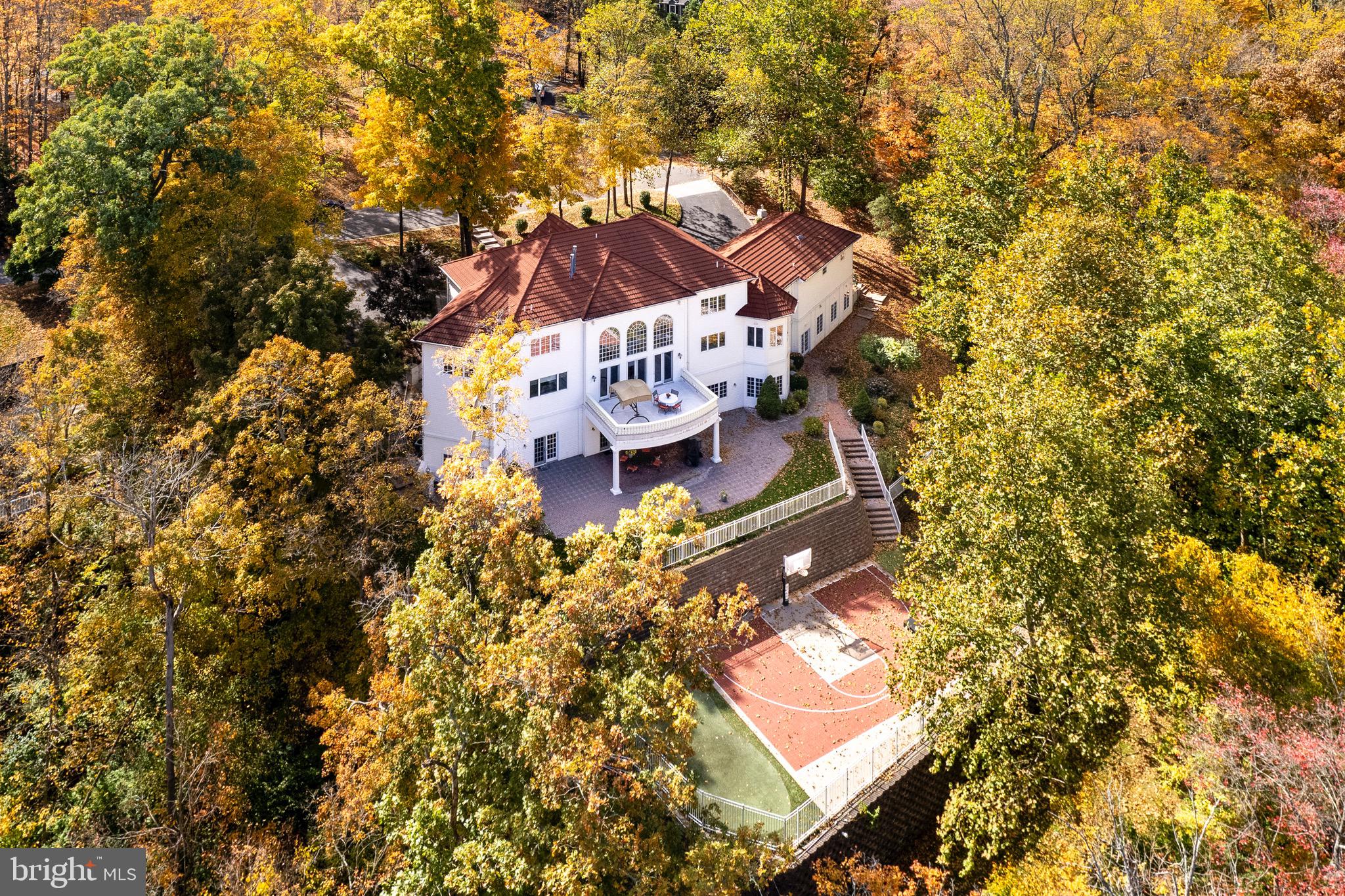 429 WENDOVER DRIVE