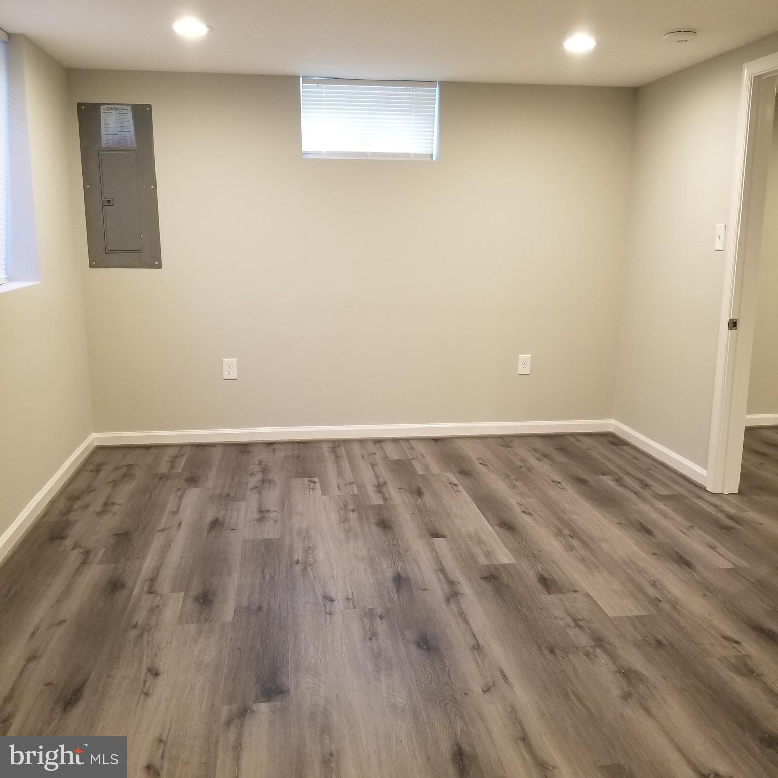 RANDOLPH HILLS - Residential Lease