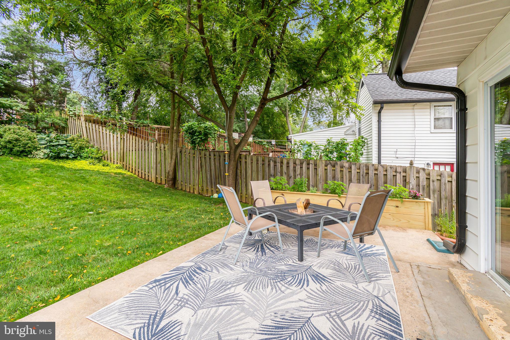 WHEATON WOODS - Residential