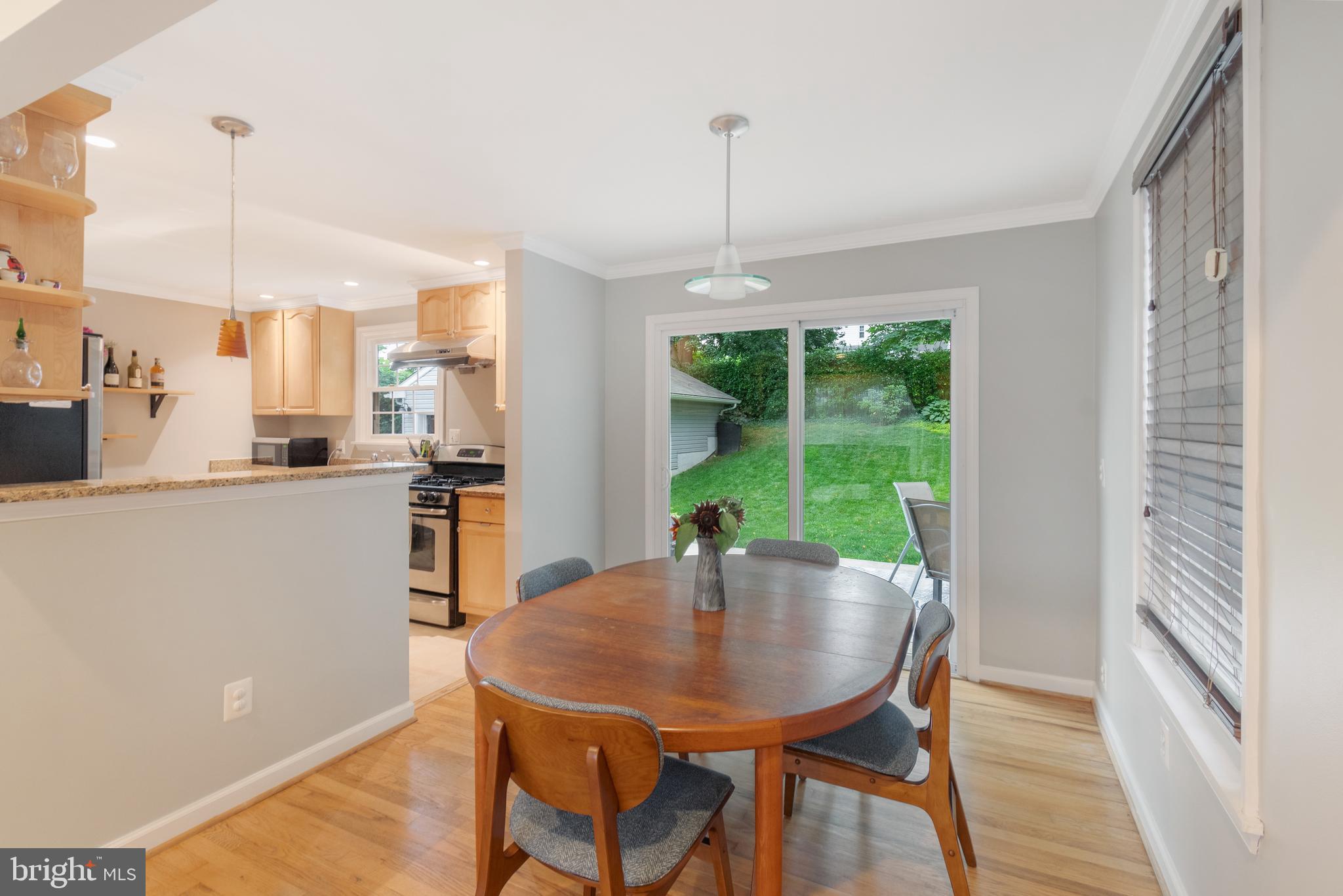 WHEATON WOODS - Residential