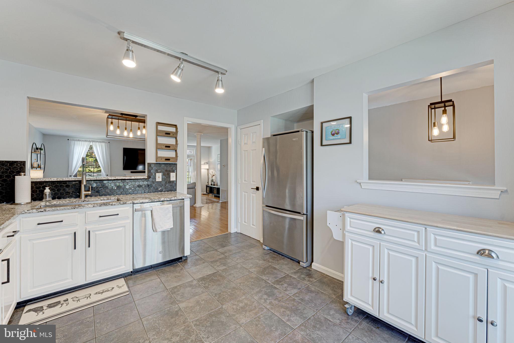 NORTH HART RUN - Residential