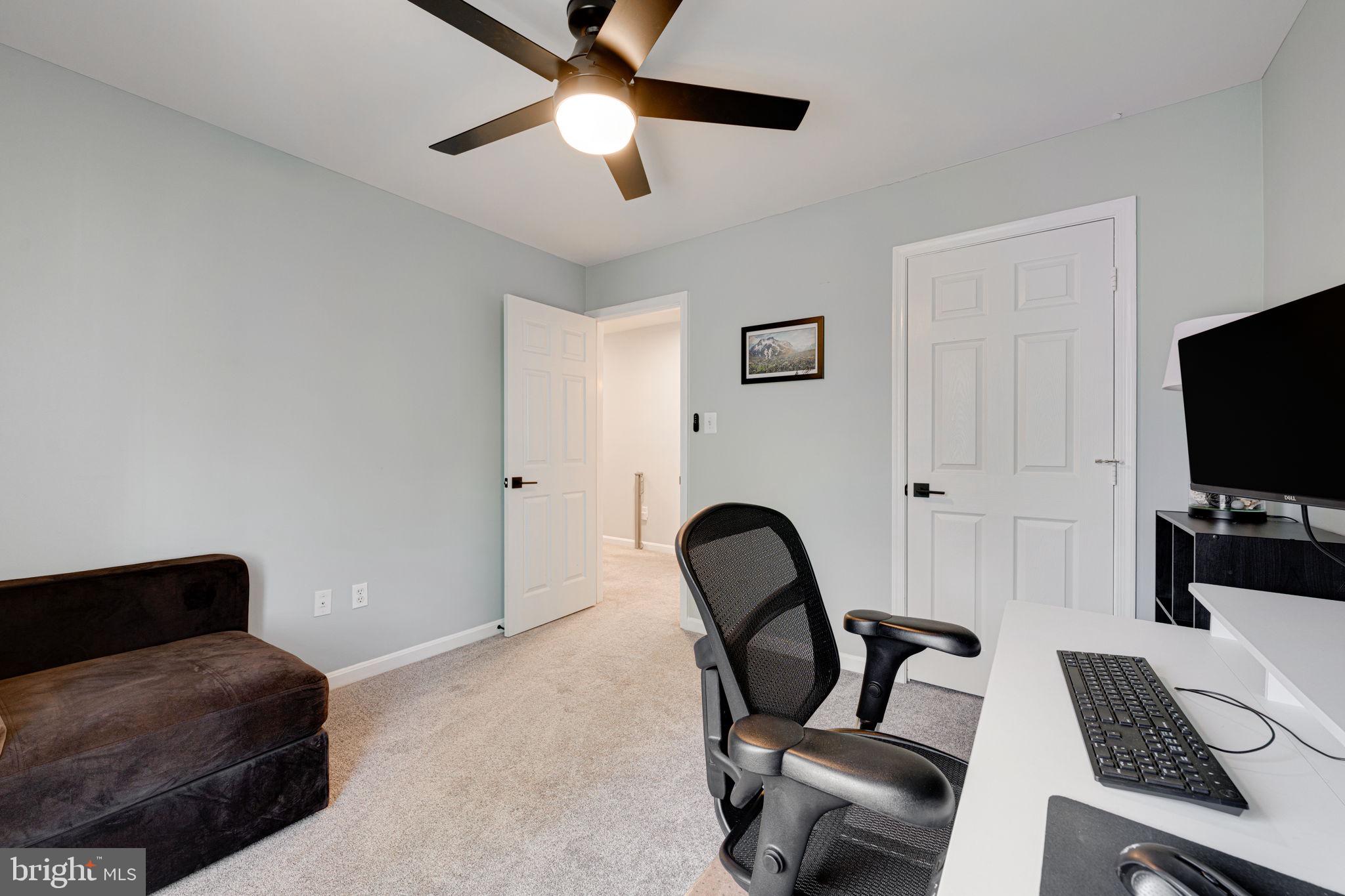 NORTH HART RUN - Residential