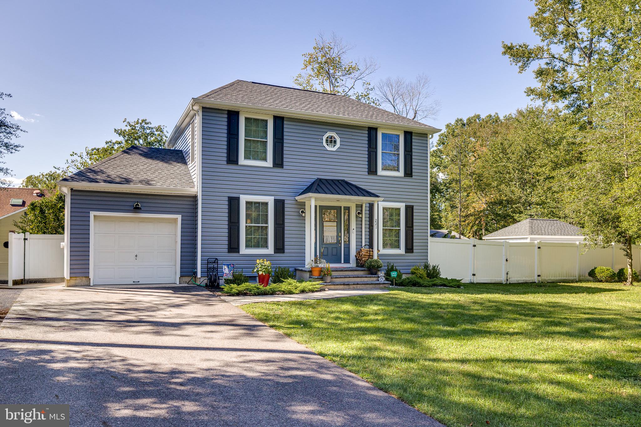 221 FOREST AVENUE
