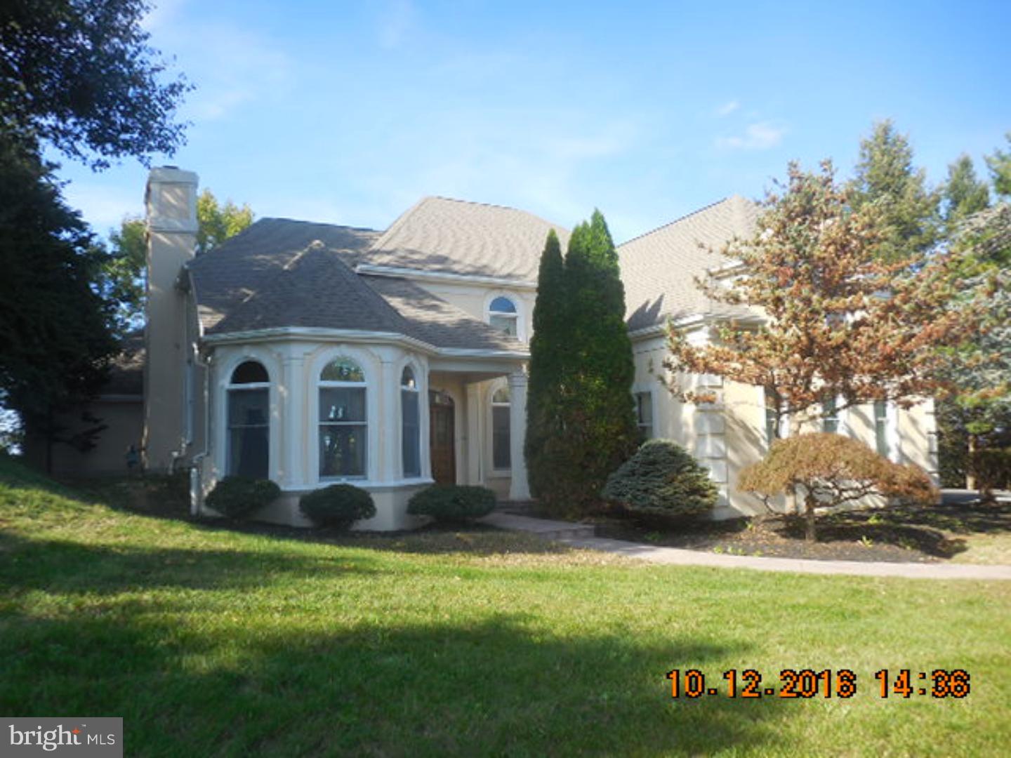 LONGVUE ESTATES - Residential